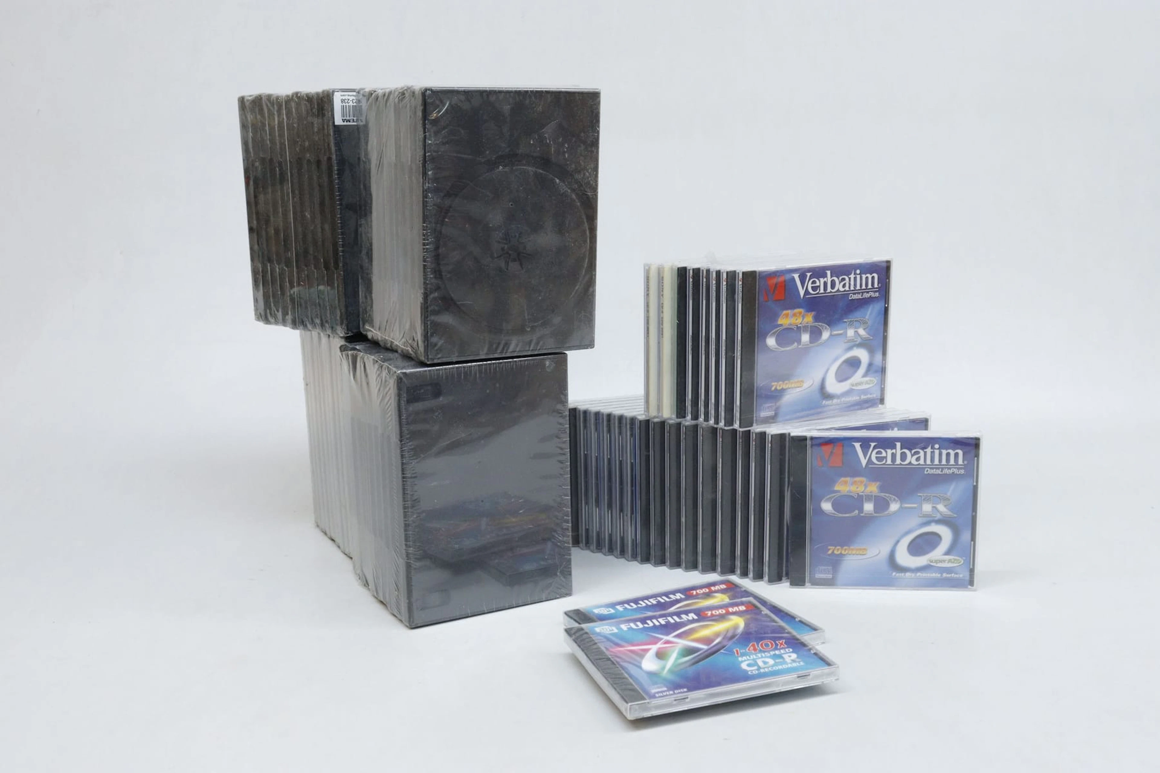 CD-fodral, 40st, samt CD-R-skivor, 28st