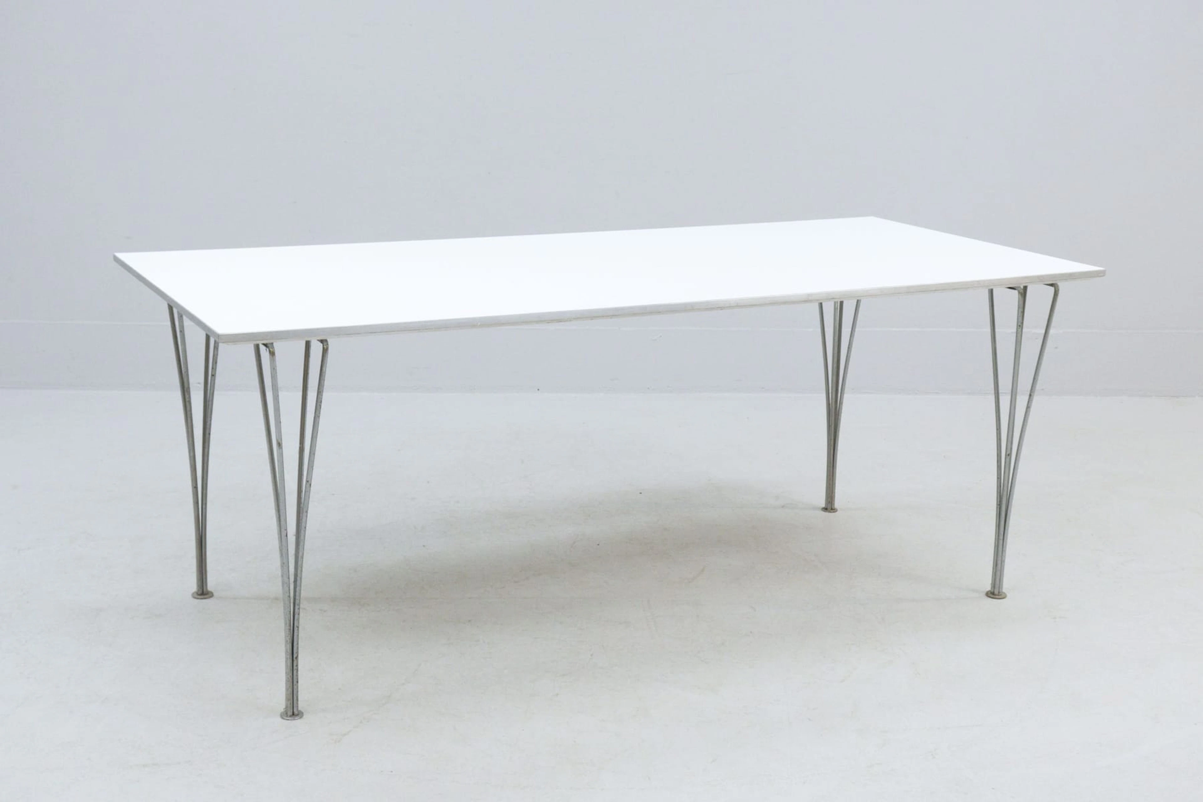 Matbord, Bruno Mathsson, "Rektangulär", Fritz Hansen, stålkant, etikettmärkt