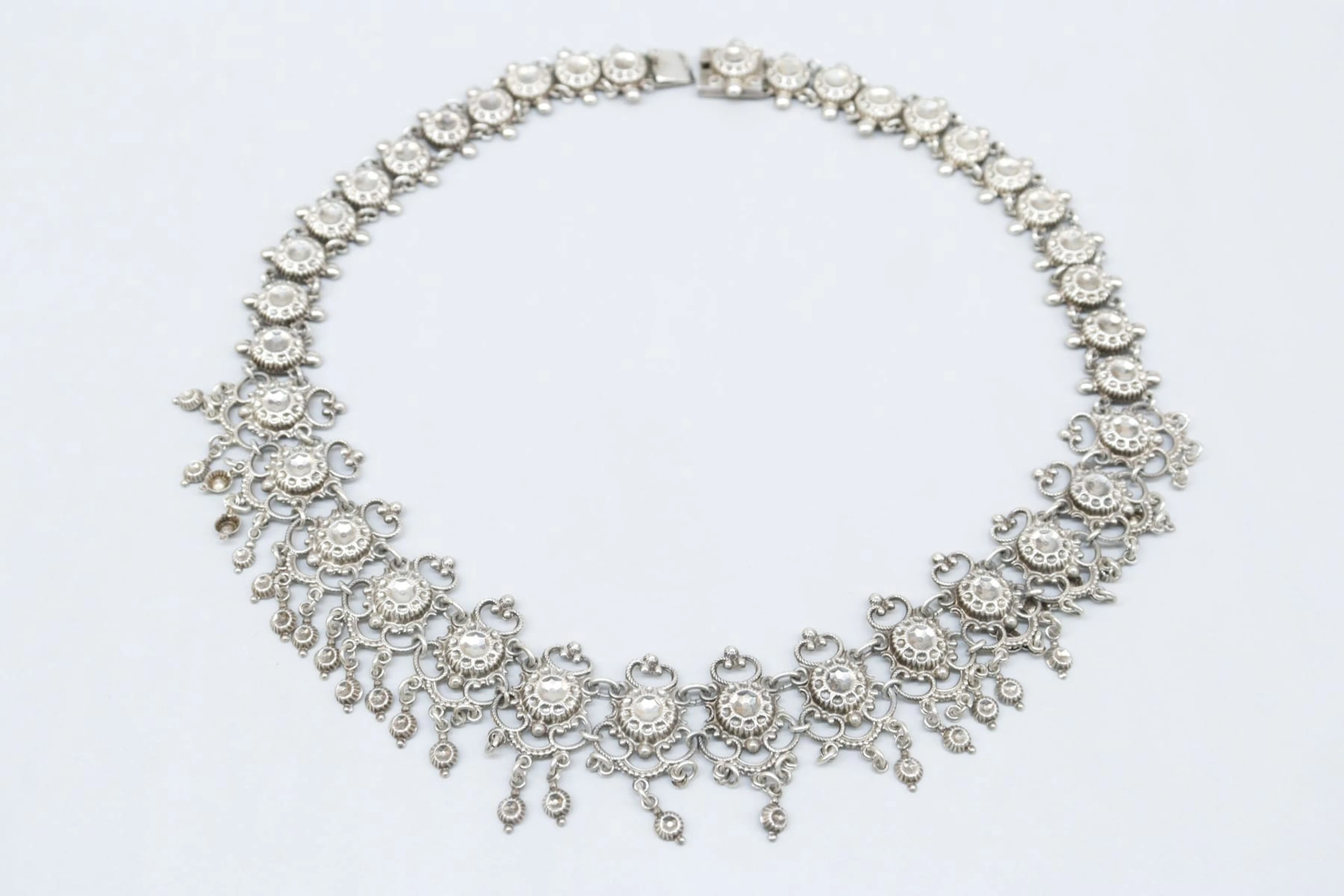 Halsband, silver 830, vikt 27 gram