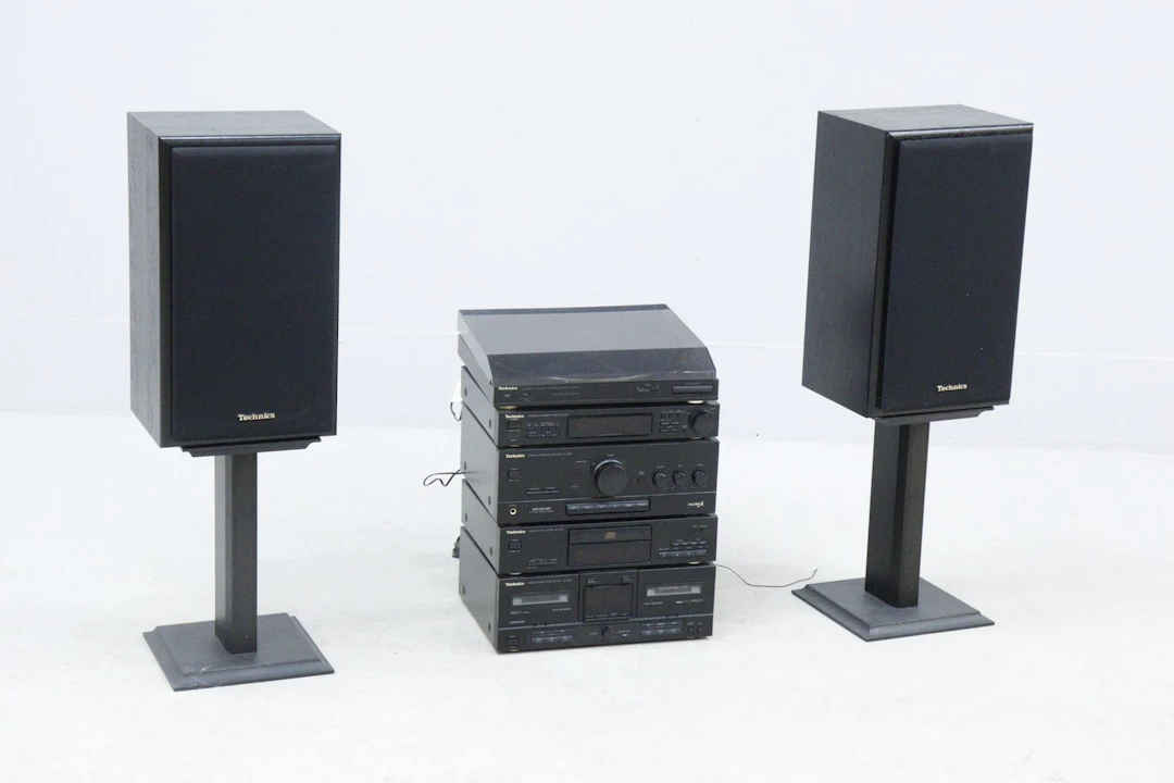 Stereo med högtalare, Technics