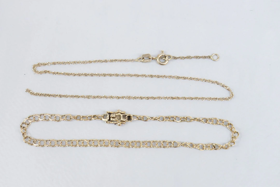 Armband, 2st, guld 18K, vikt 4.1 gram