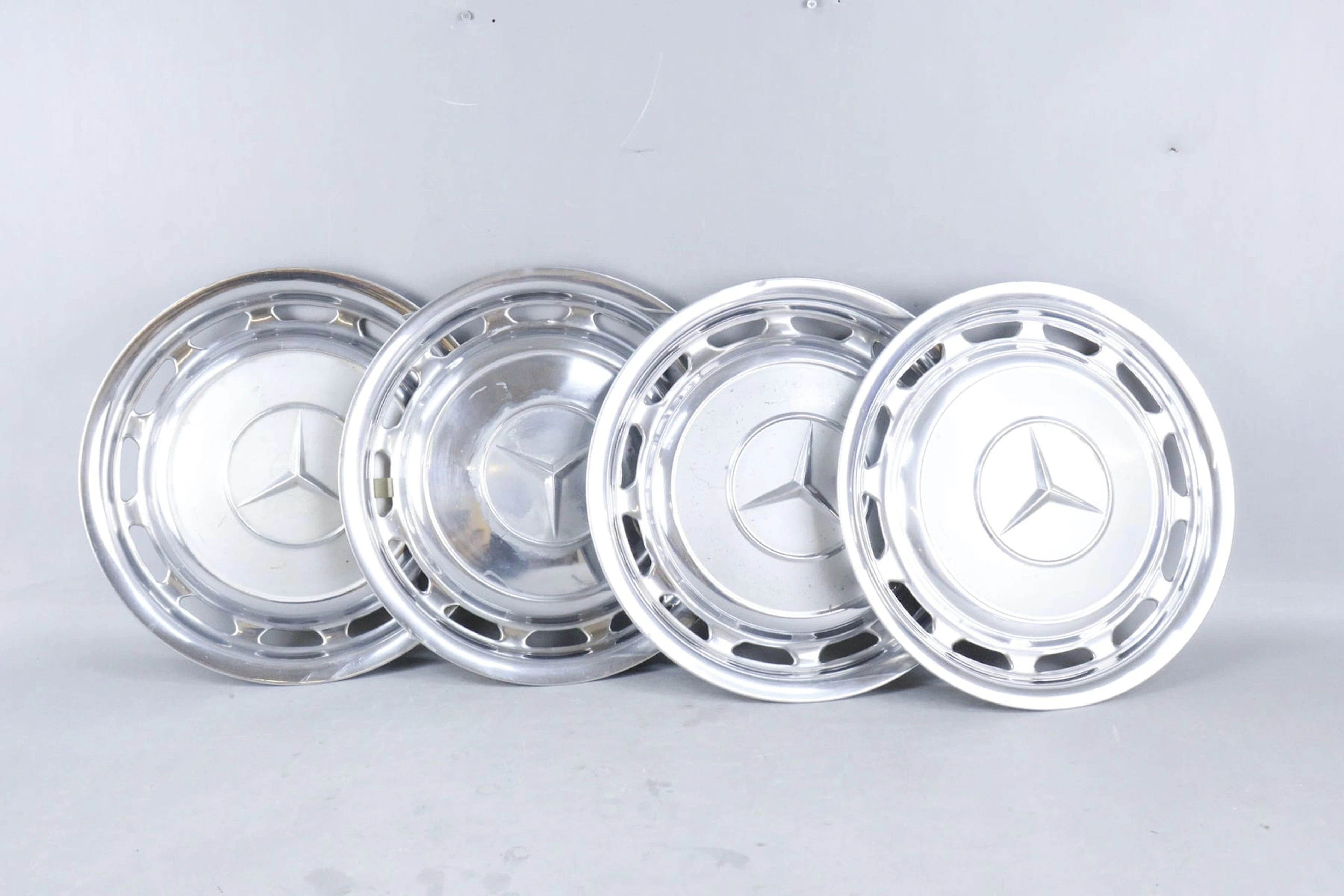 Navkapslar, 4st, Mercedes-Benz