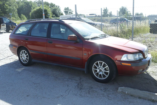 Bil, Volvo V40, årsmodell 2000