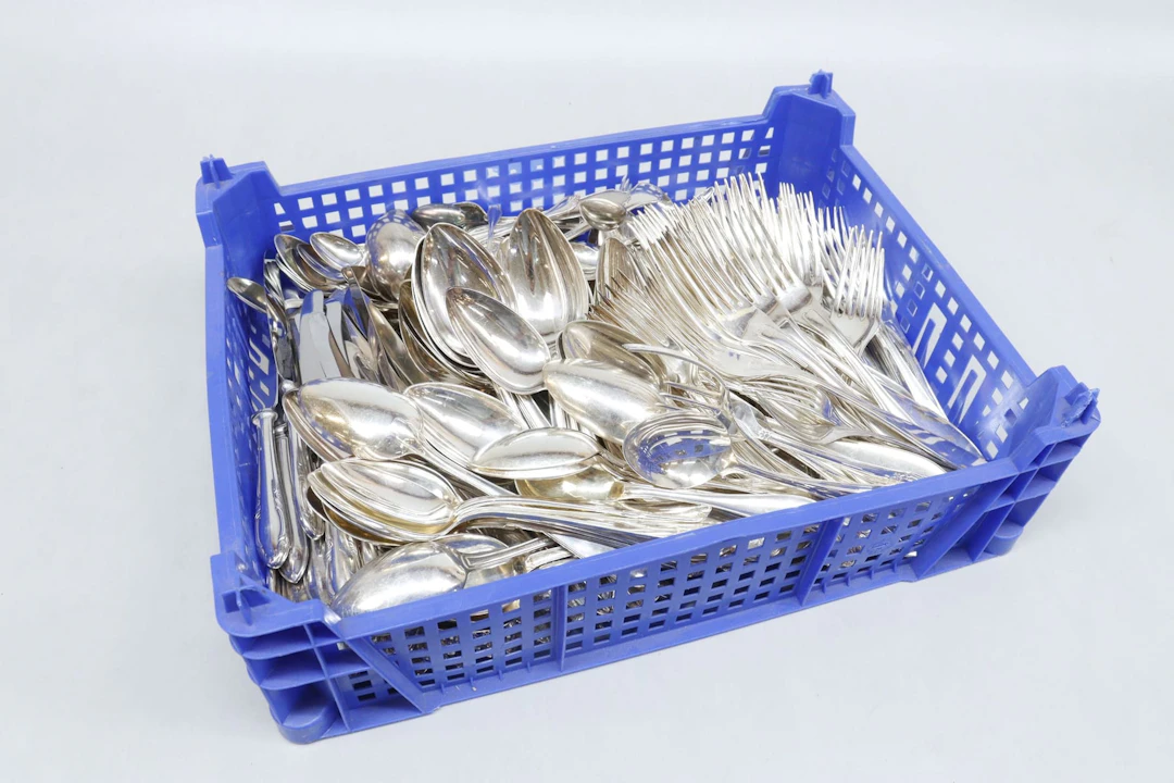 Diverse bestick, nysilver, mest Svensk Spets, vikt 14.5kg