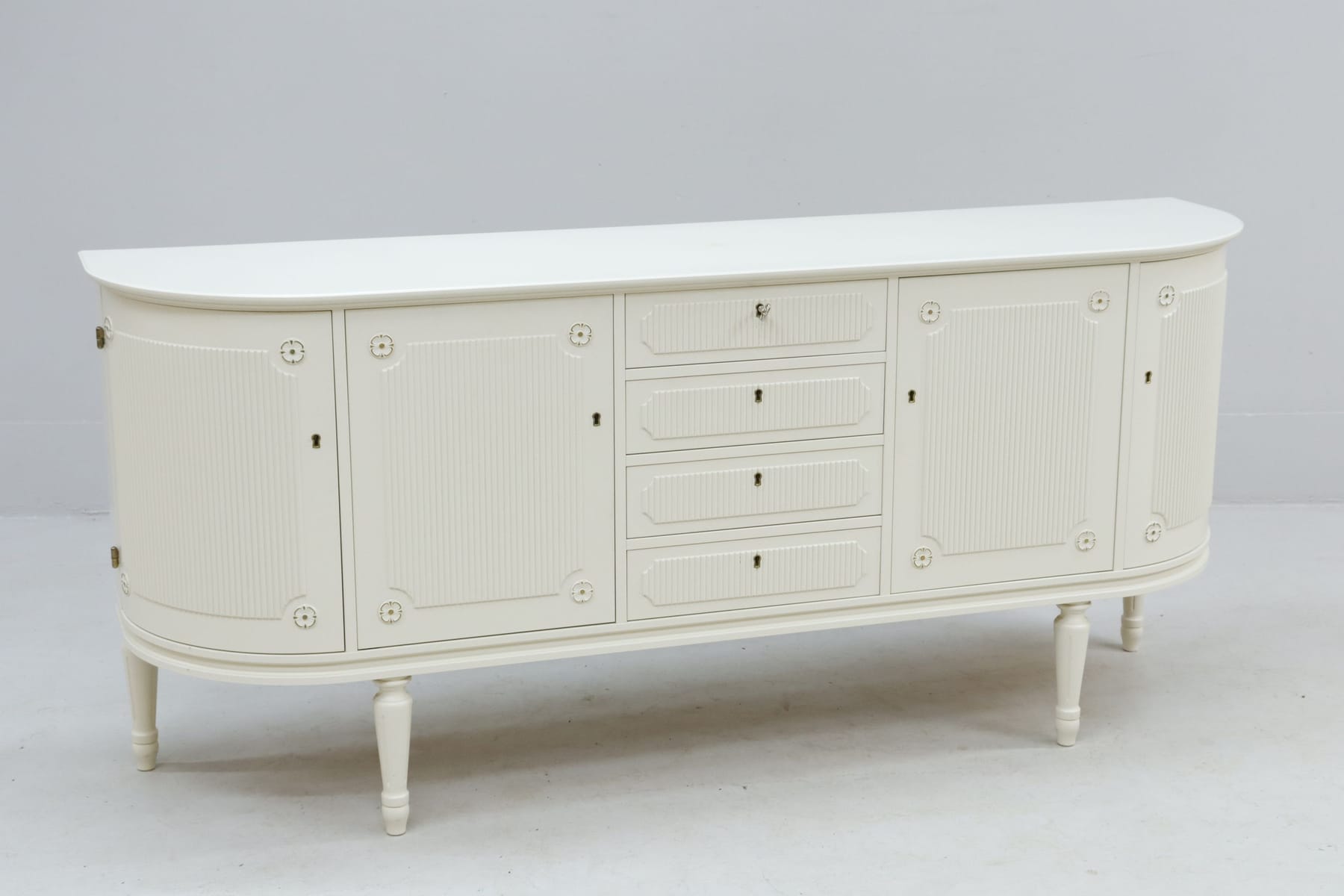Sideboard, gustaviansk stil