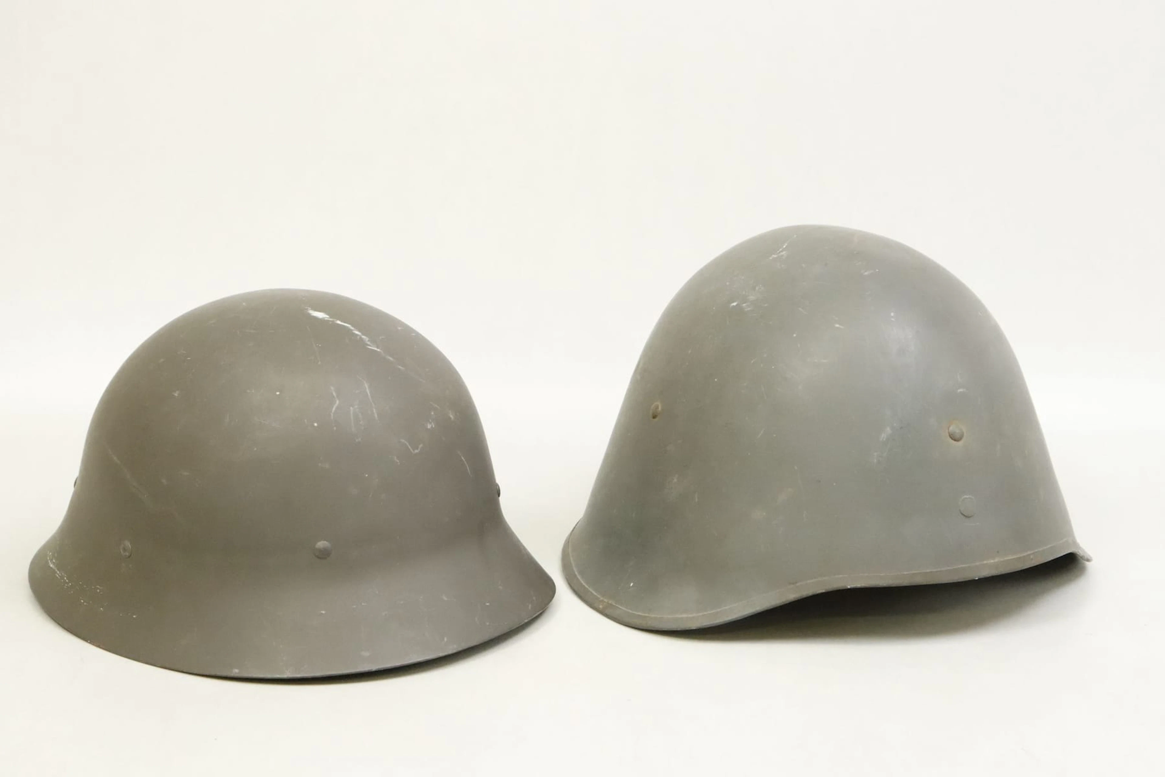 Militärhjälmar, 2st