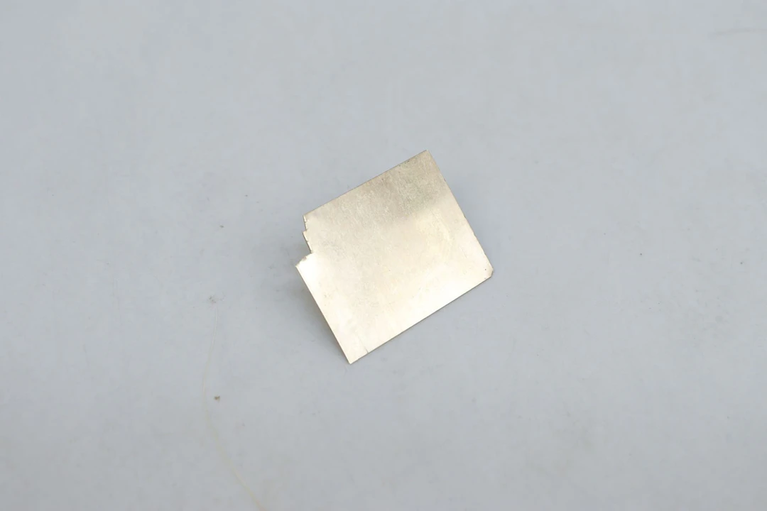 Platta, guld 14K, vikt 3 gram