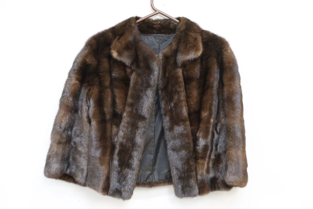 Pälsjacka, mink, trekvartsärm, storlek 36-38