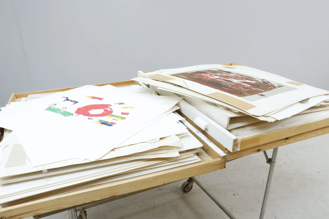 Gösta Lindqvist, stort parti oramade litografier och etsningar, dubbletter