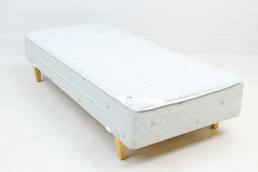 Säng, 90x200cm, Svane Queen