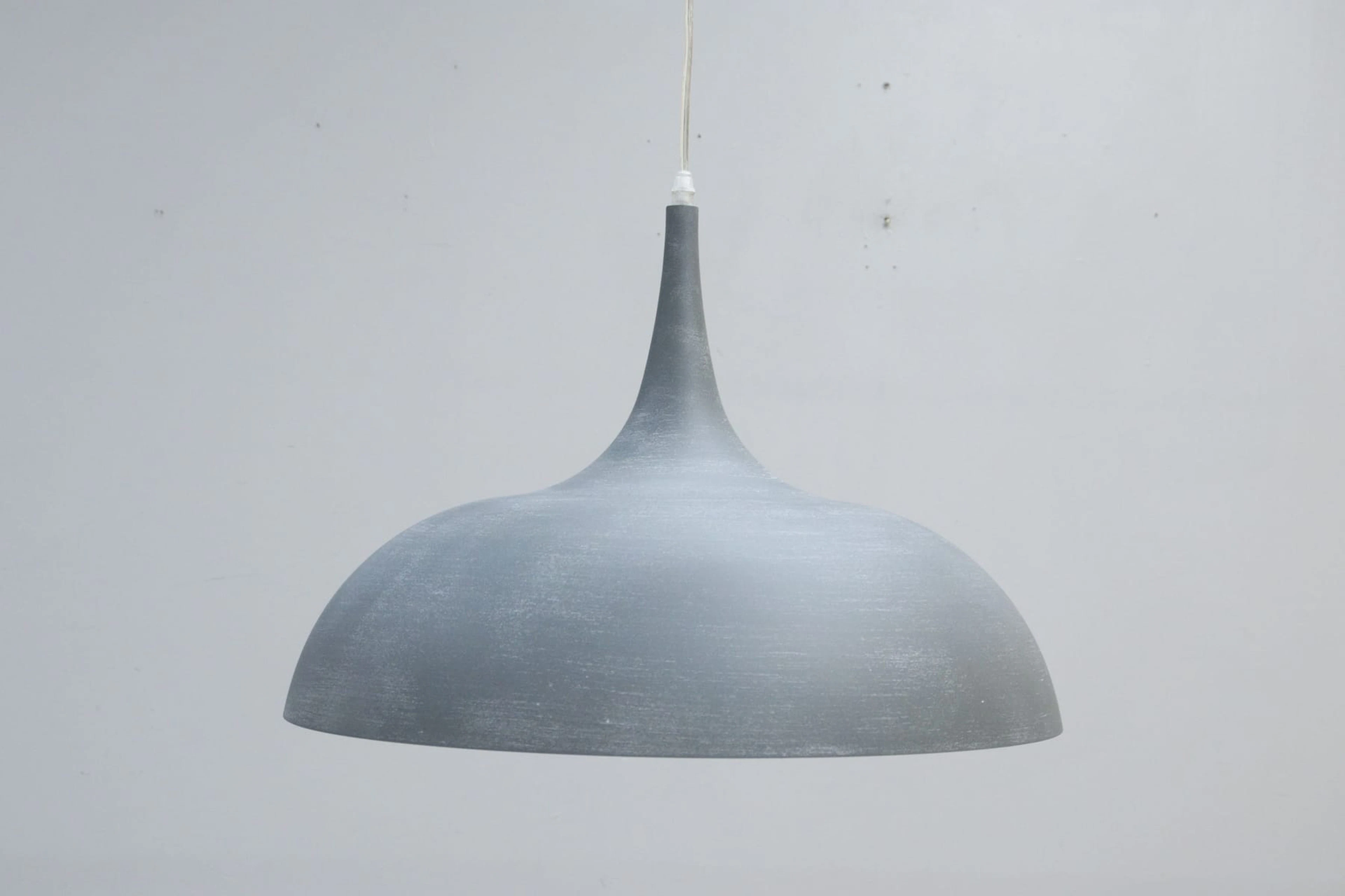 Taklampa, metall