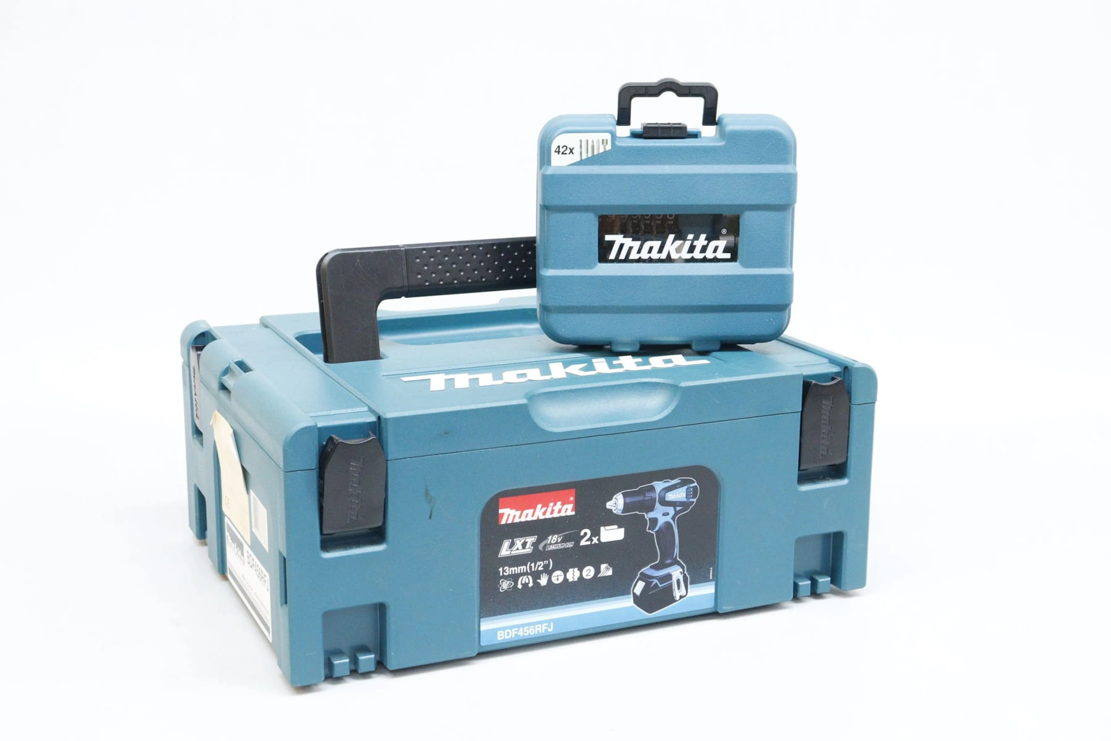 Skruvdragare, Makita, med laddare och 2 batterier, samt bitsset