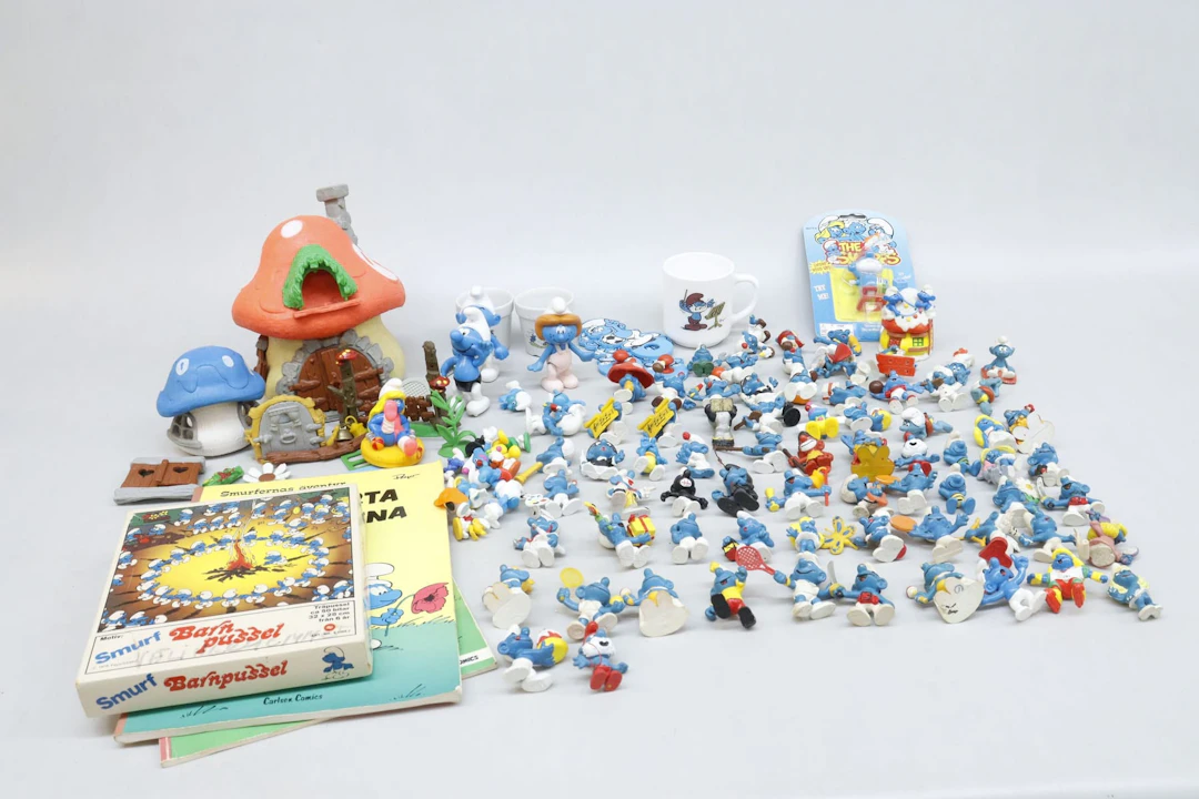 Smurfsamling, smurfar, hus mm