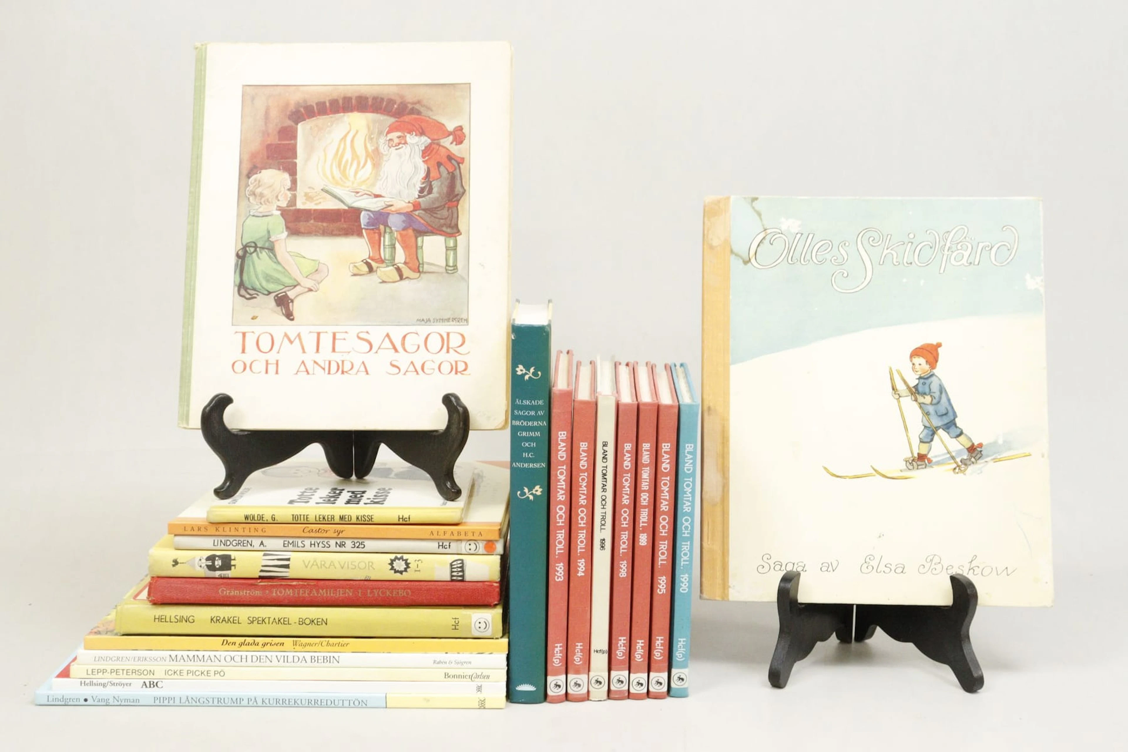 Barnböcker, bla Elsa Beskow, Astrid Lindgren och Bland tomtar och troll