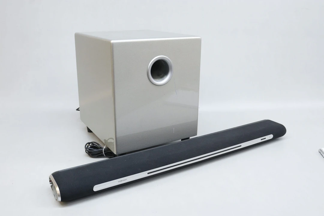 Subwoofer och limpa, Andersson