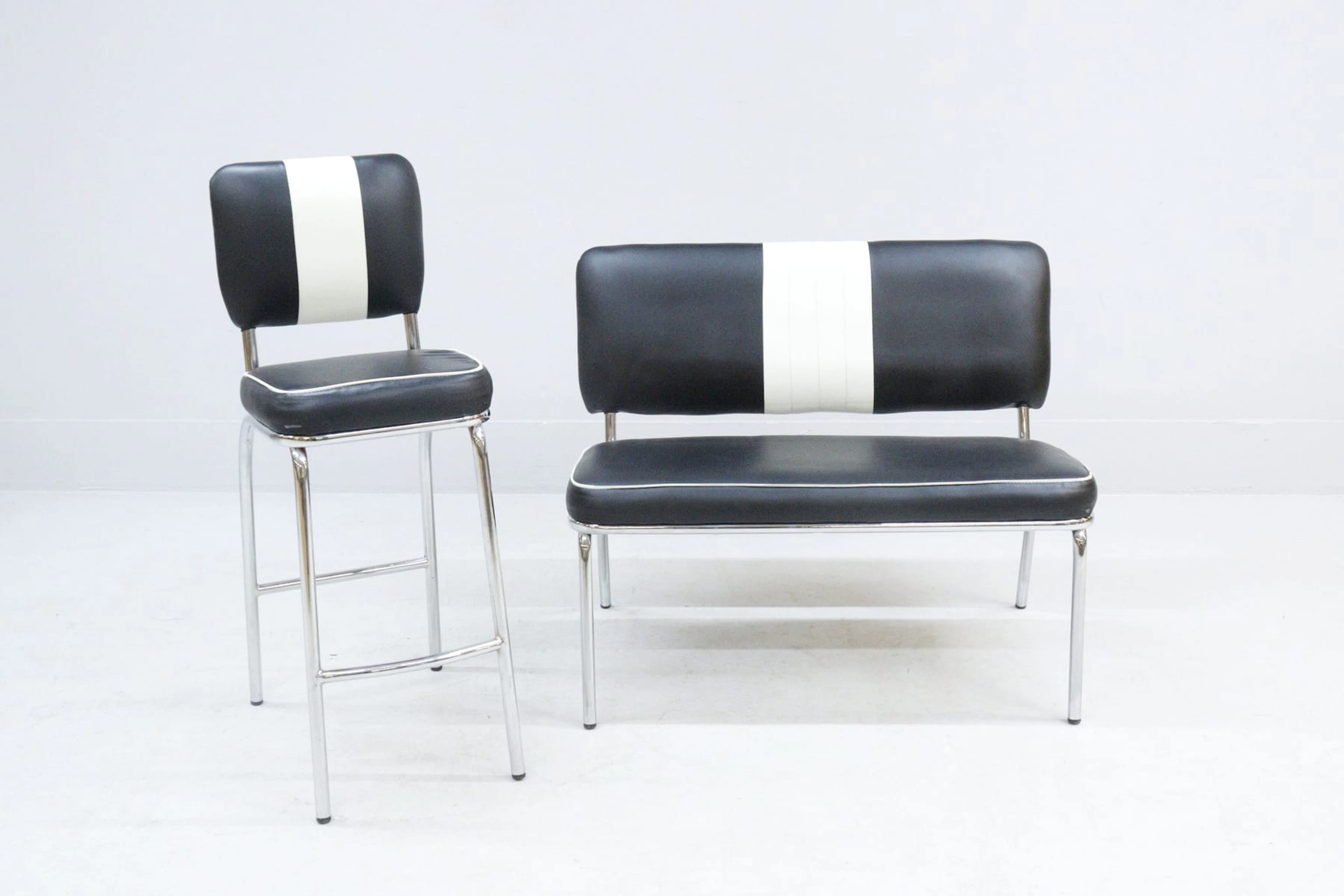 Soffa och barstol, 1950-talsstil, konstskinn