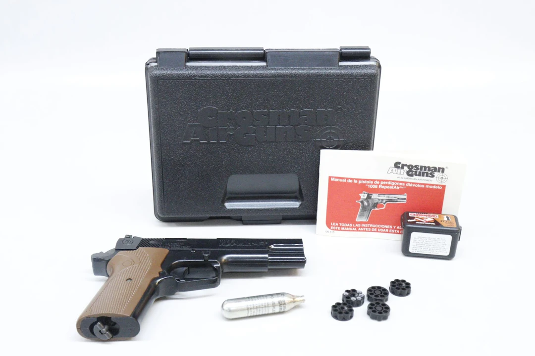 Kolsyrepistol, Crosman Airguns