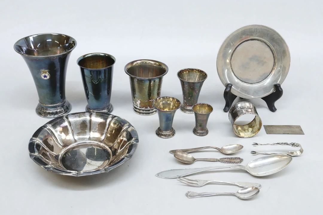 Diverse silverföremål, vikt 570 gram
