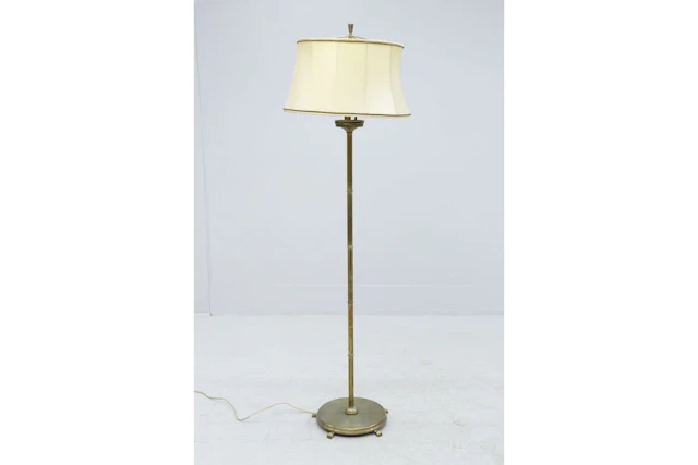 Golvlampa med 3 ljuspunkter