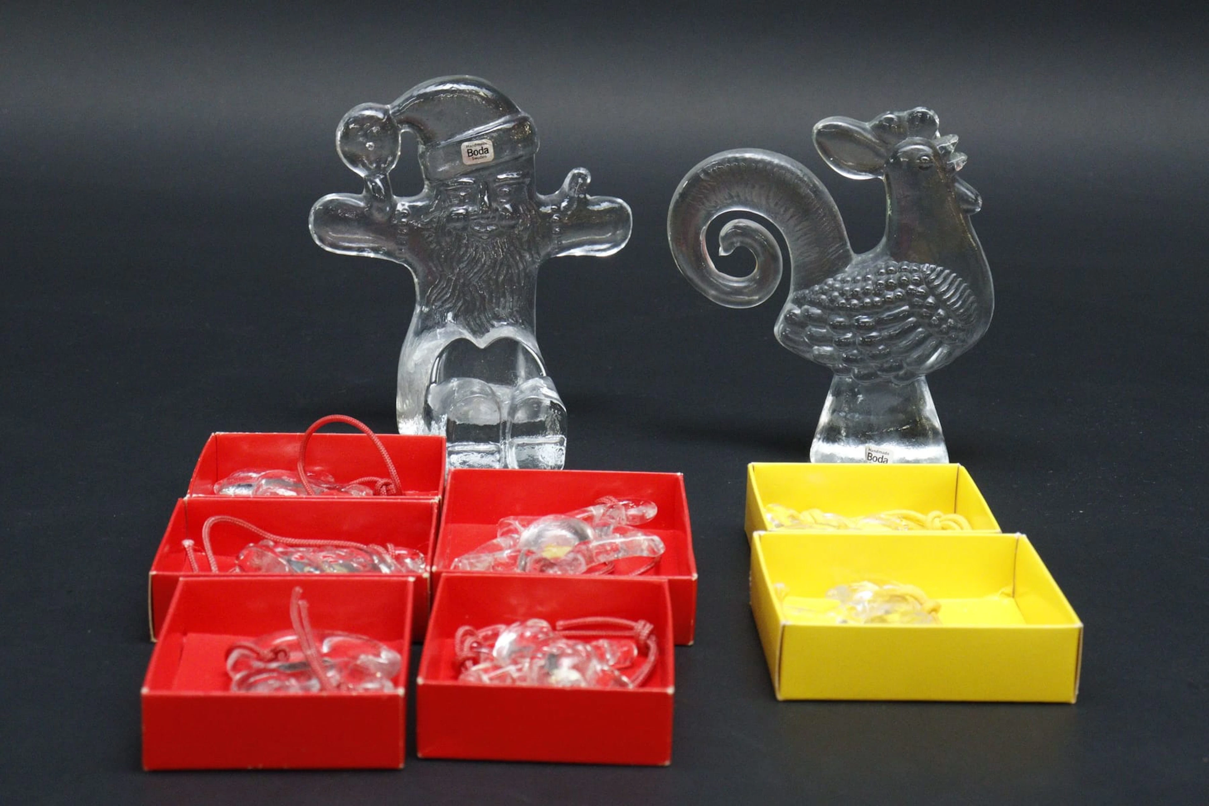 Glasfigurer och hängen, Boda