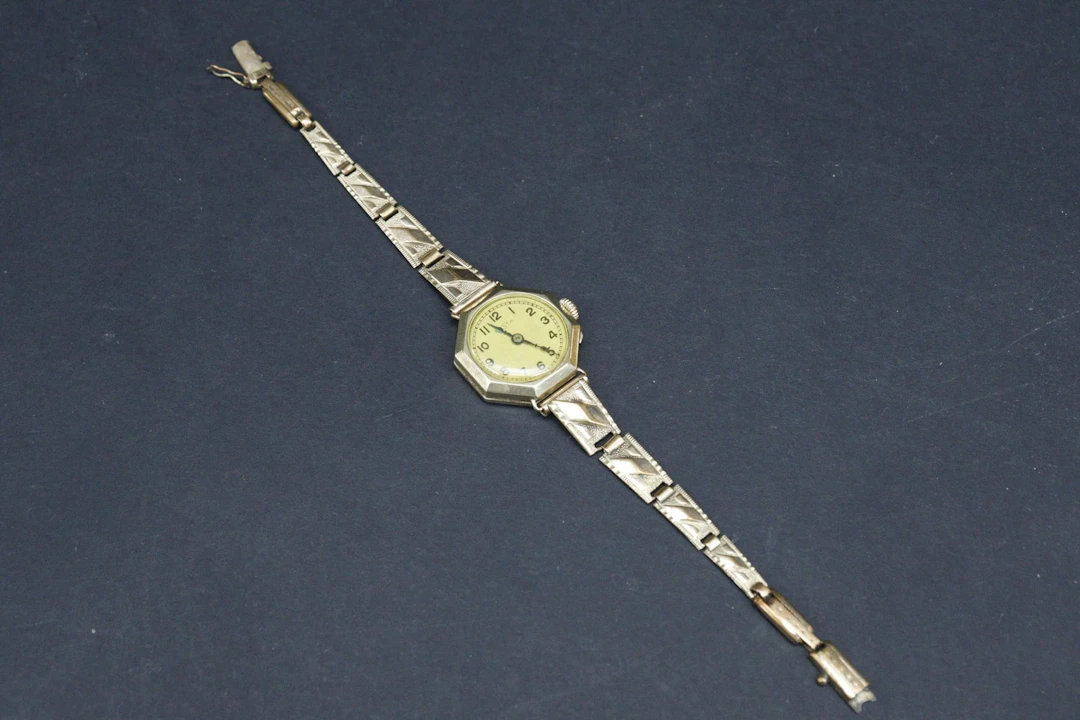 Armbandsur, guld 14K, dam, länk i doublé