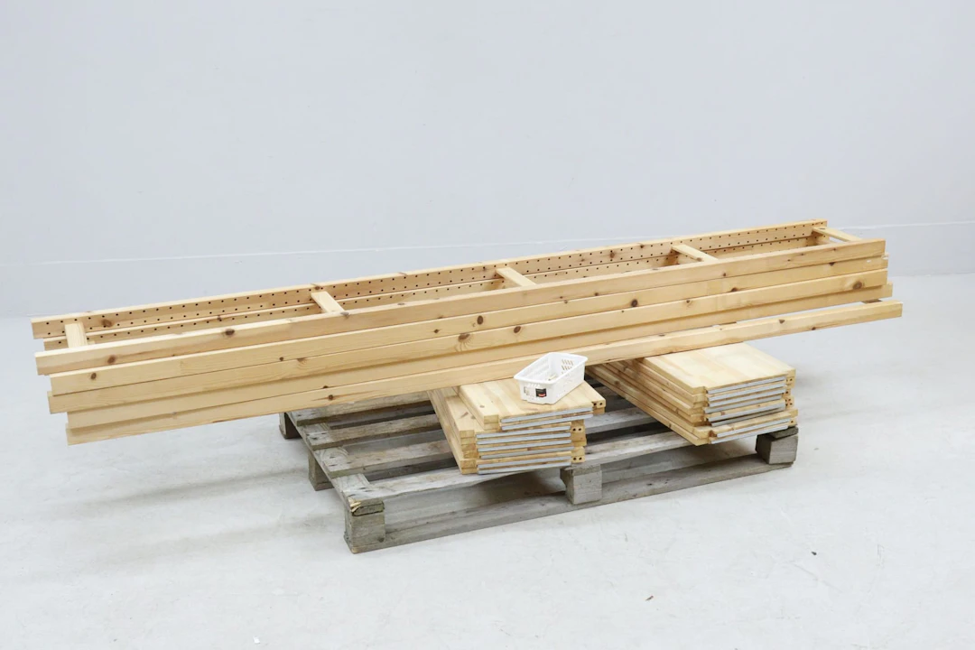 Hyllsystem, trä, Ikea, 5 gavlar, 16 hyllplan