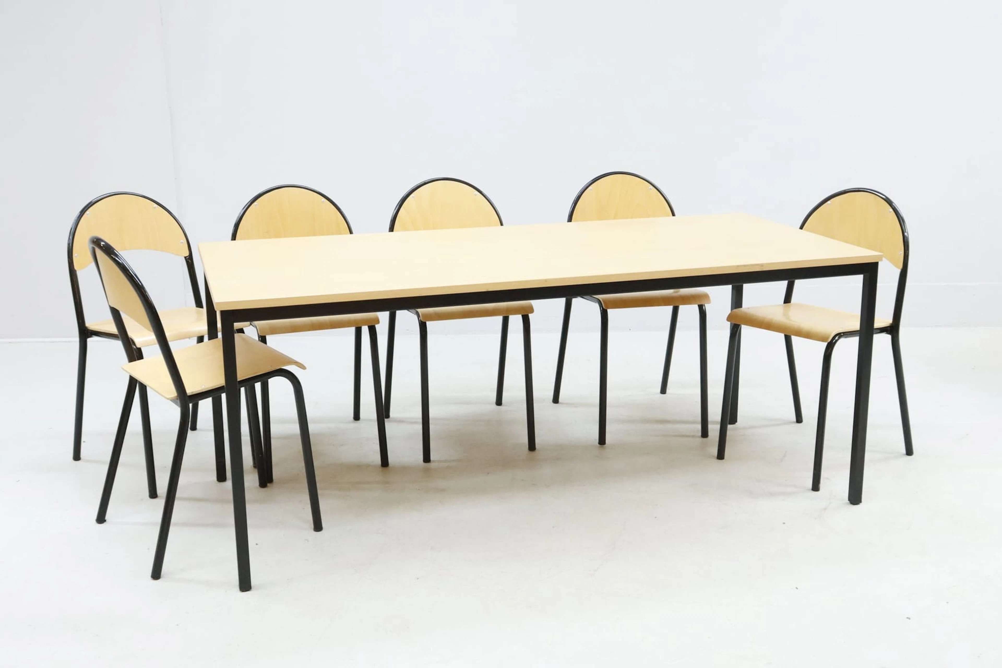 Matbord med stolar, 6st, metallstativ