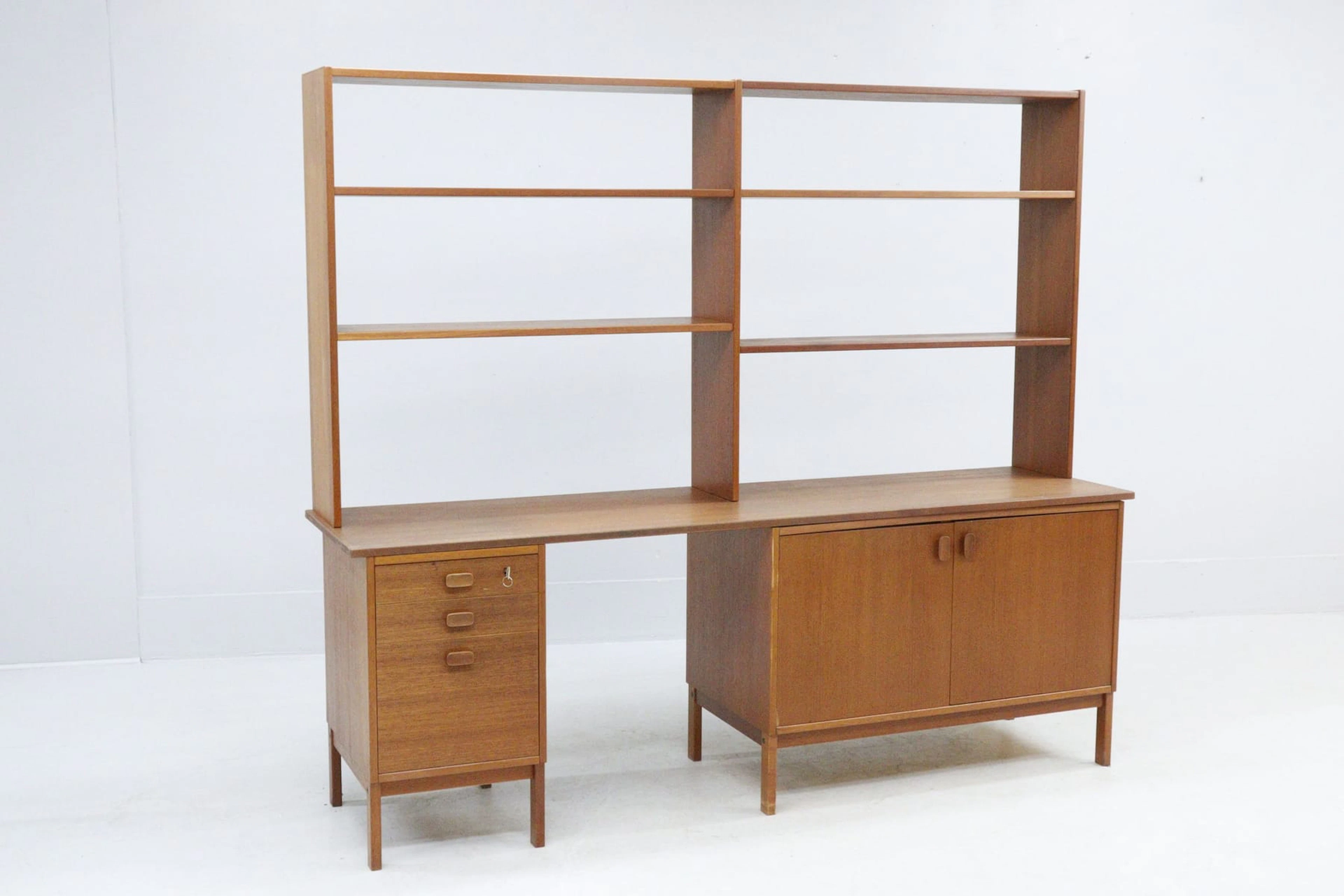 Bokhylla, teak, "Ulf", Ulferts, brickmärkt