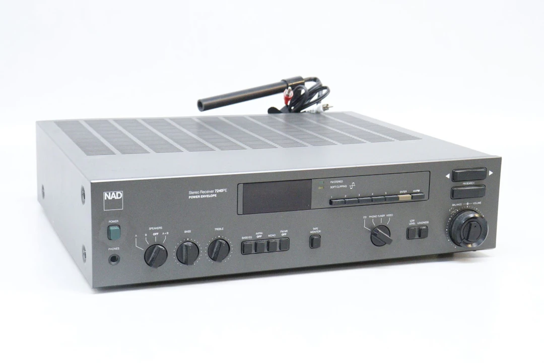 Förstärkare, NAD 7240PE