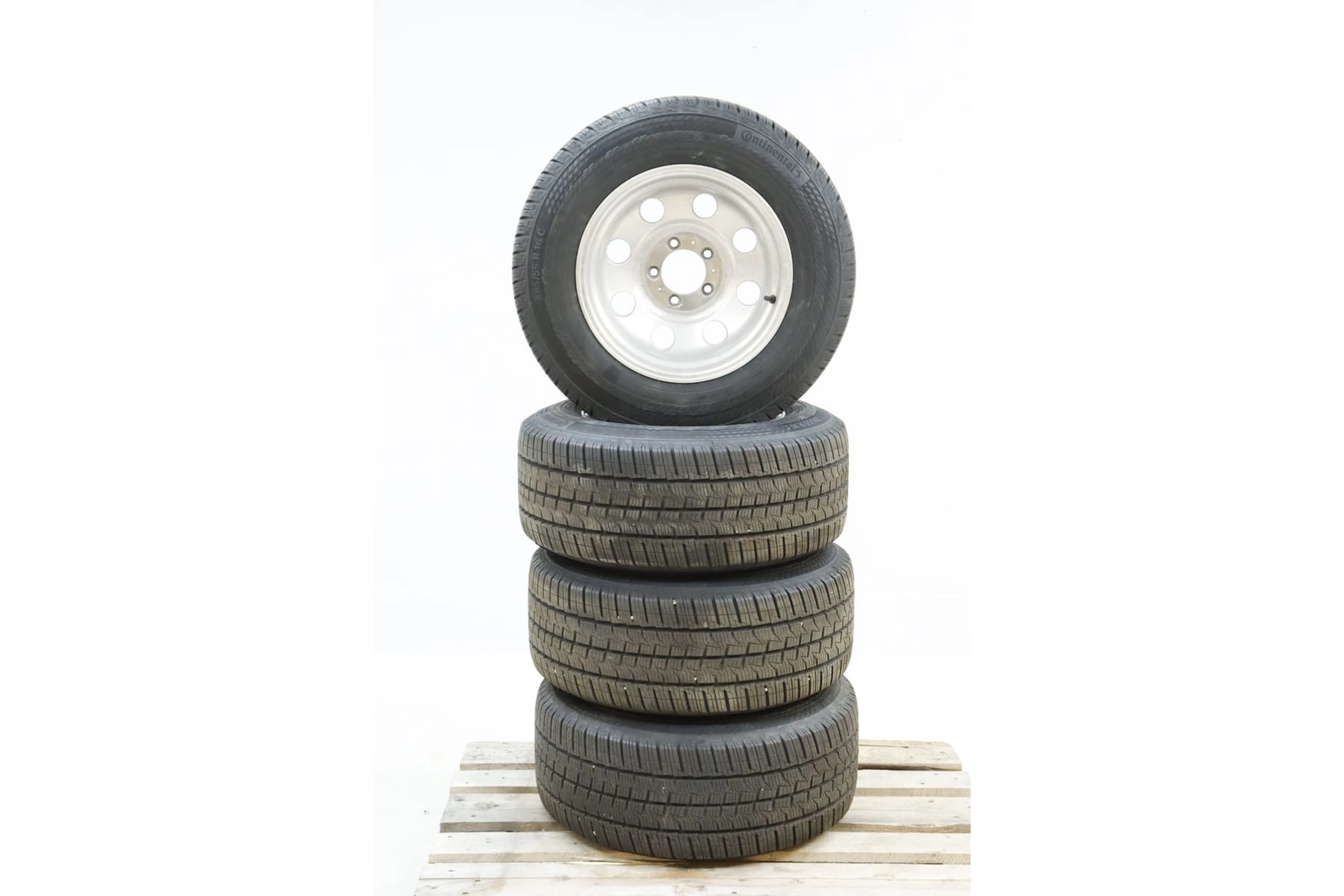 Däck, 4st, 285/55R16, 5-bultsmönster