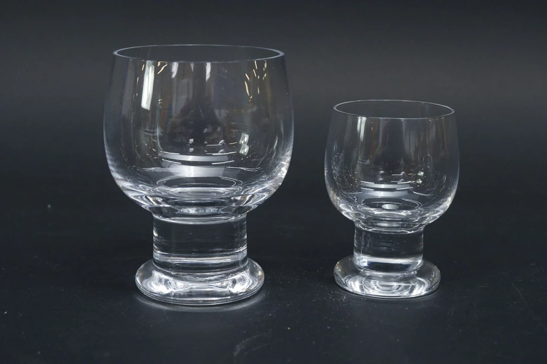 Glas, 11+12st, Gunnar Cyrén "Måtta", Orrefors