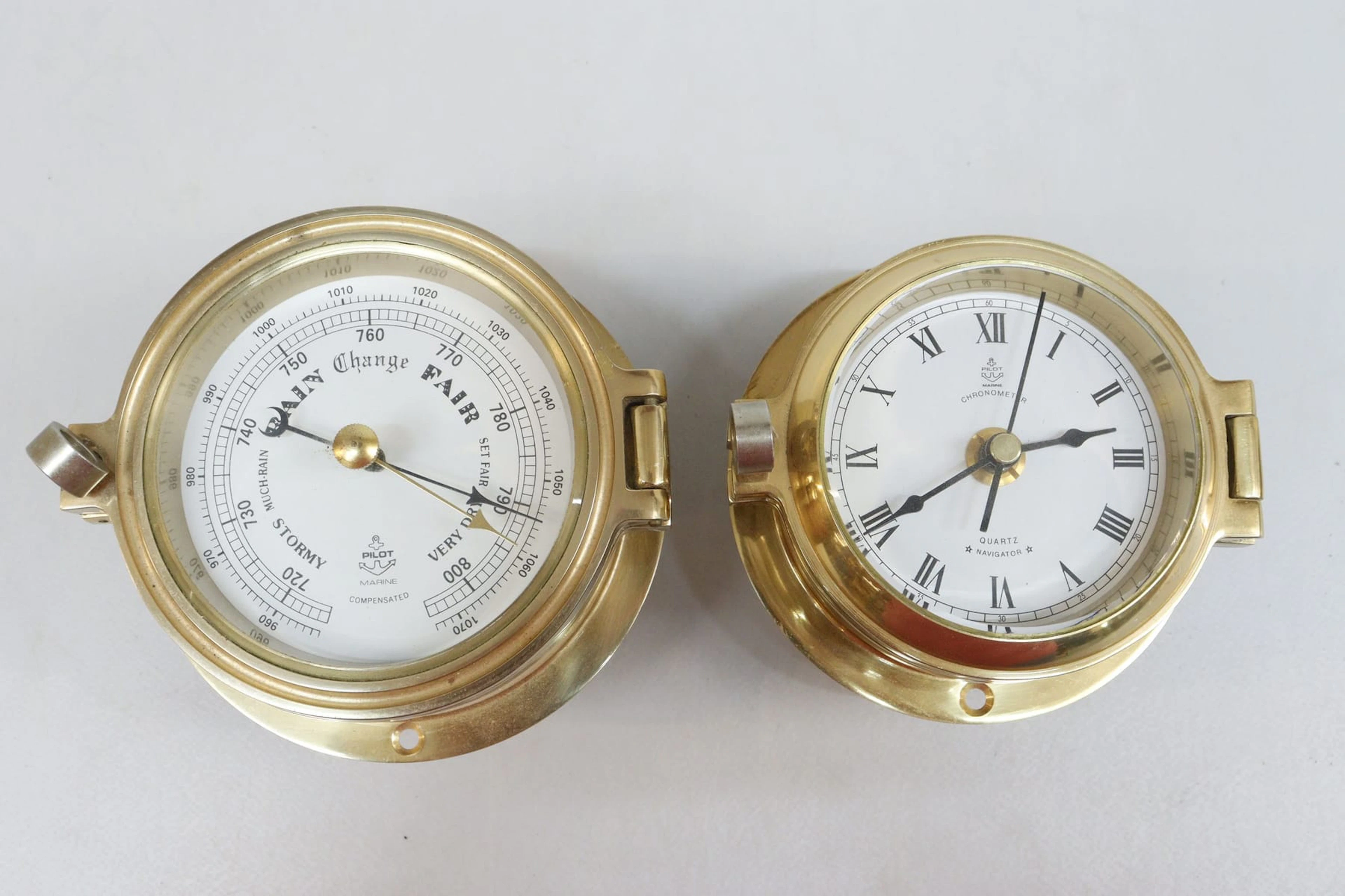 Barometer och skeppsklocka, mässing, Pilot