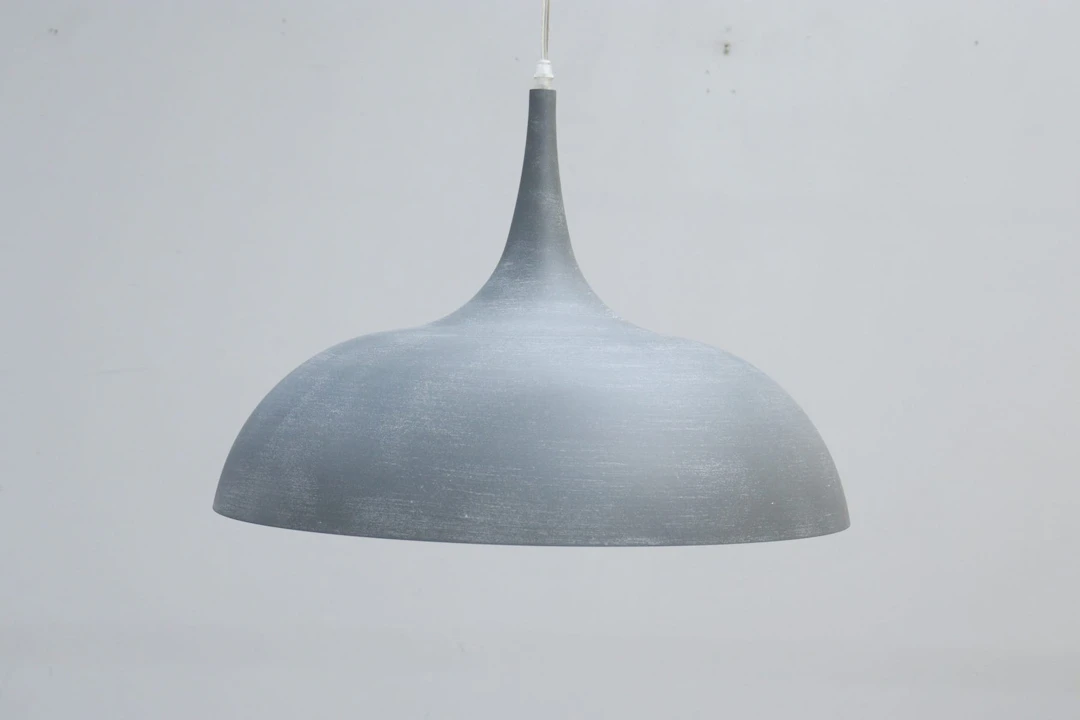 Taklampa, metall