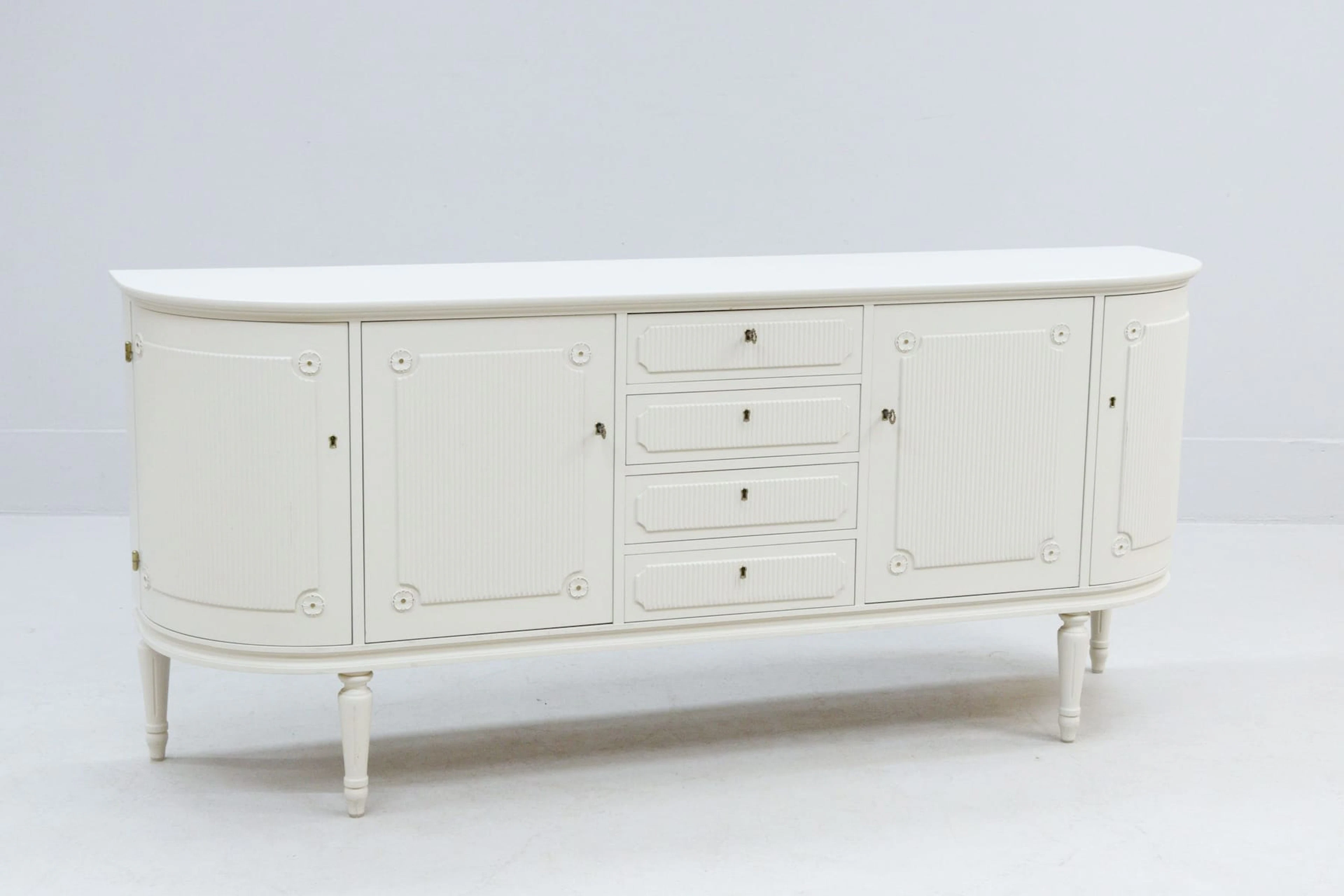 Sideboard, gustaviansk stil