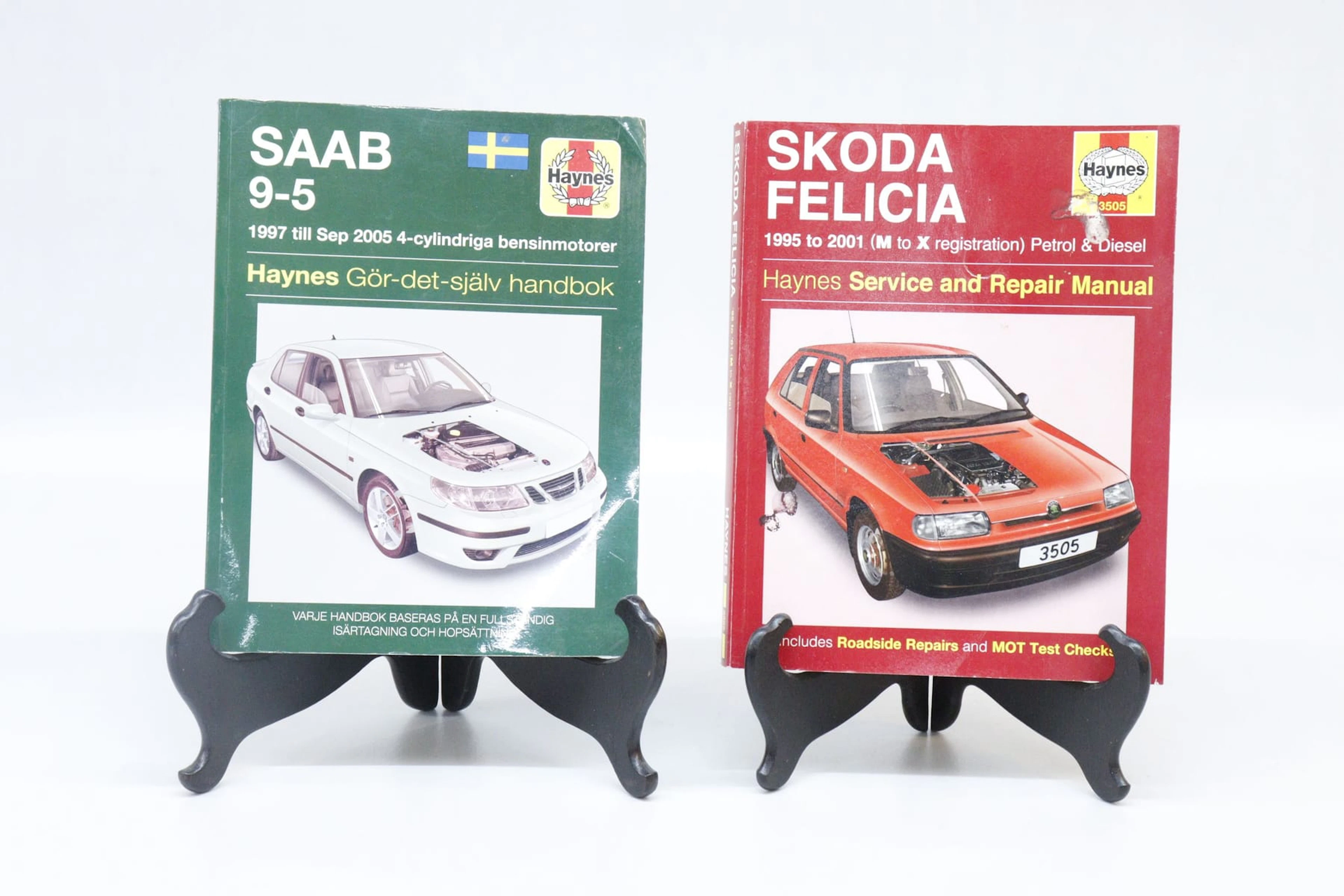 Servicehandböcker, 2st, Saab 9-5 och Skoda Felicia