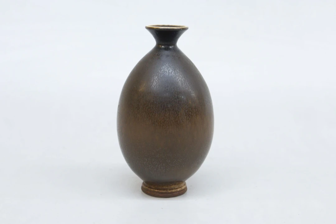 Vas, Bernt Friberg, Studio Gustavsberg, signerad, 1976