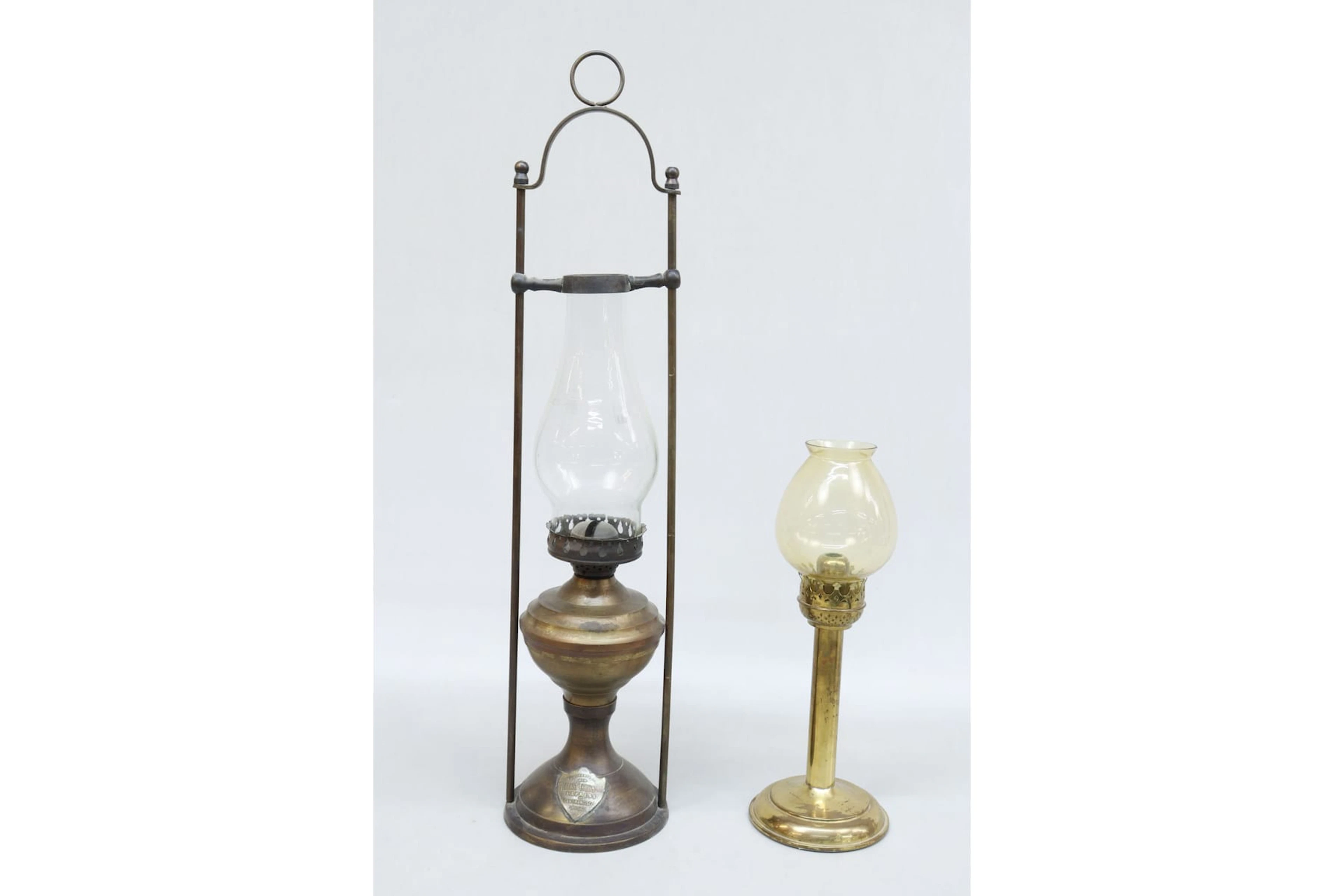 Fotogenlykta och ljusstake, bla Karlskrona