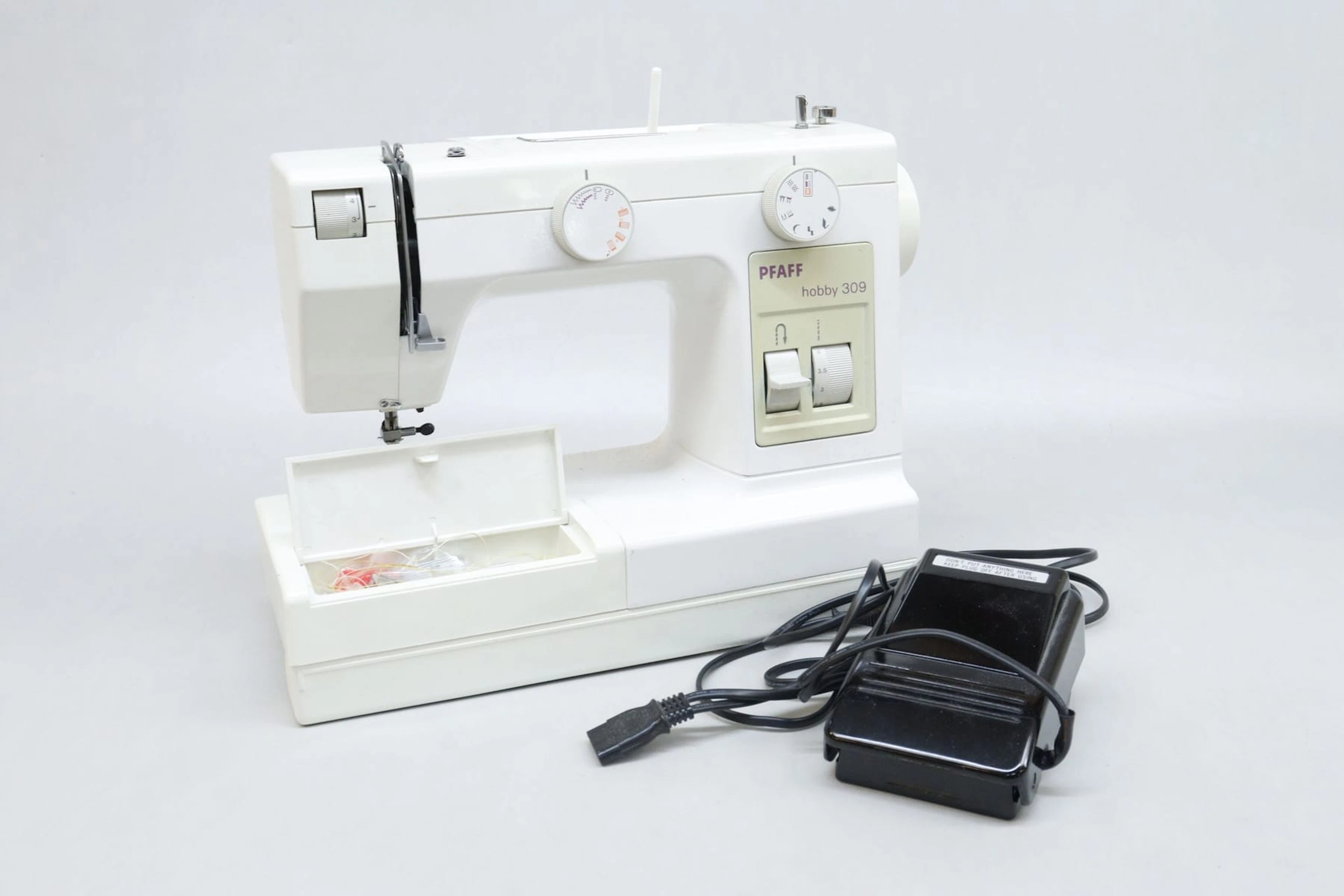 Symaskin, Pfaff Hobby 309, med fodral