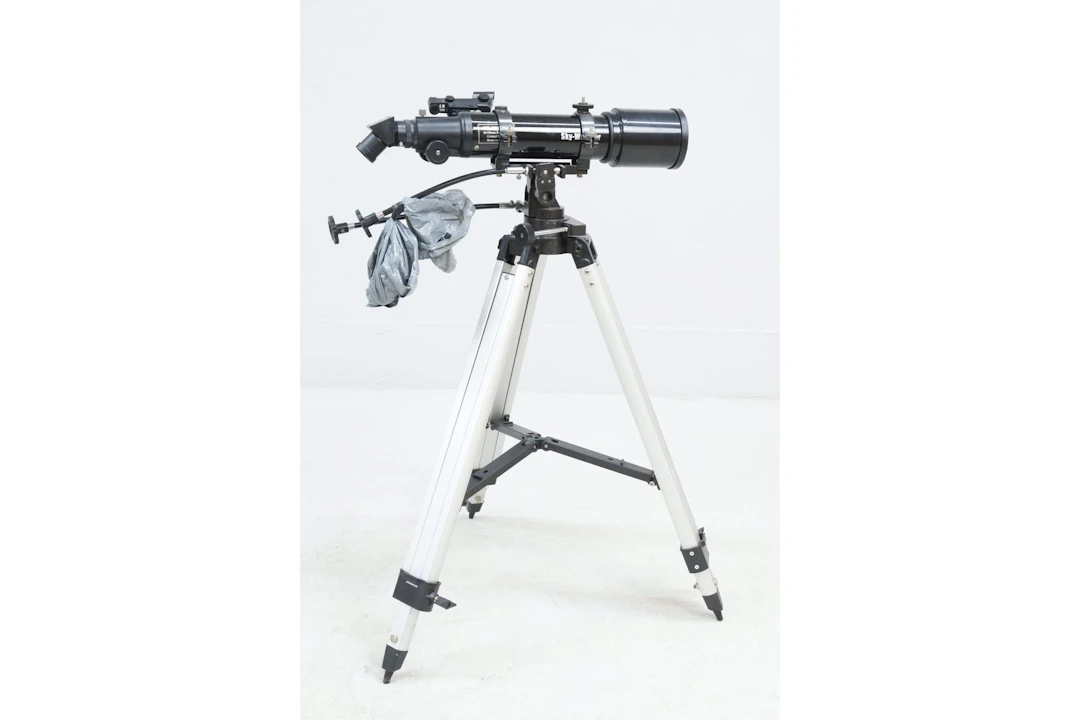 Teleskop, Sky-Watcher, med vridbart stativatcher, 3-bent stativ