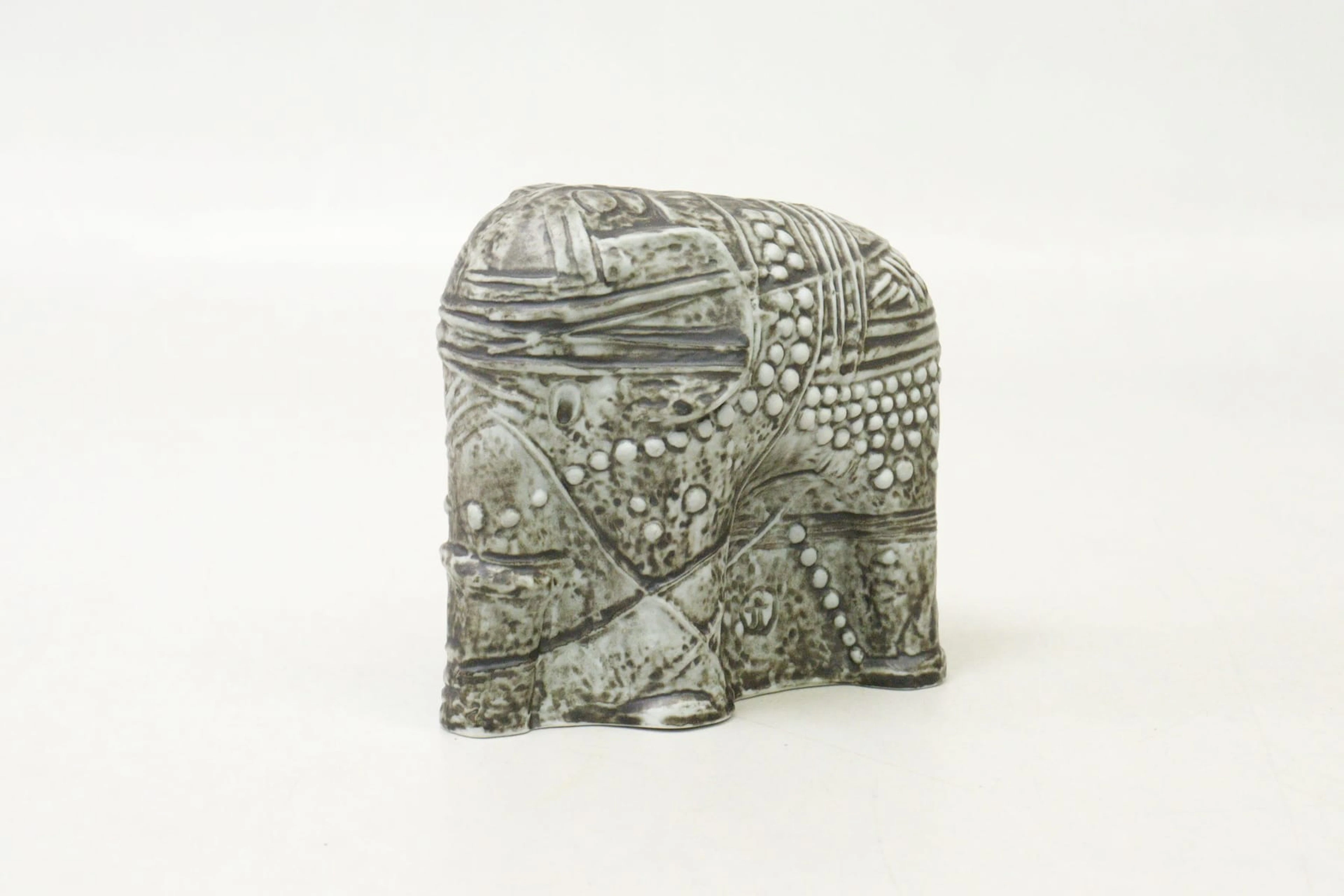 Skulptur, Bertil Vallien, Rörstrand, elefant i porslin