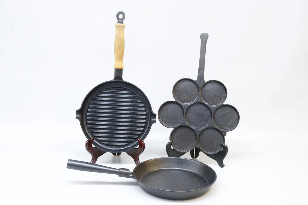 Stekpannor och plättjärn, bla Gense (grilljärnet)