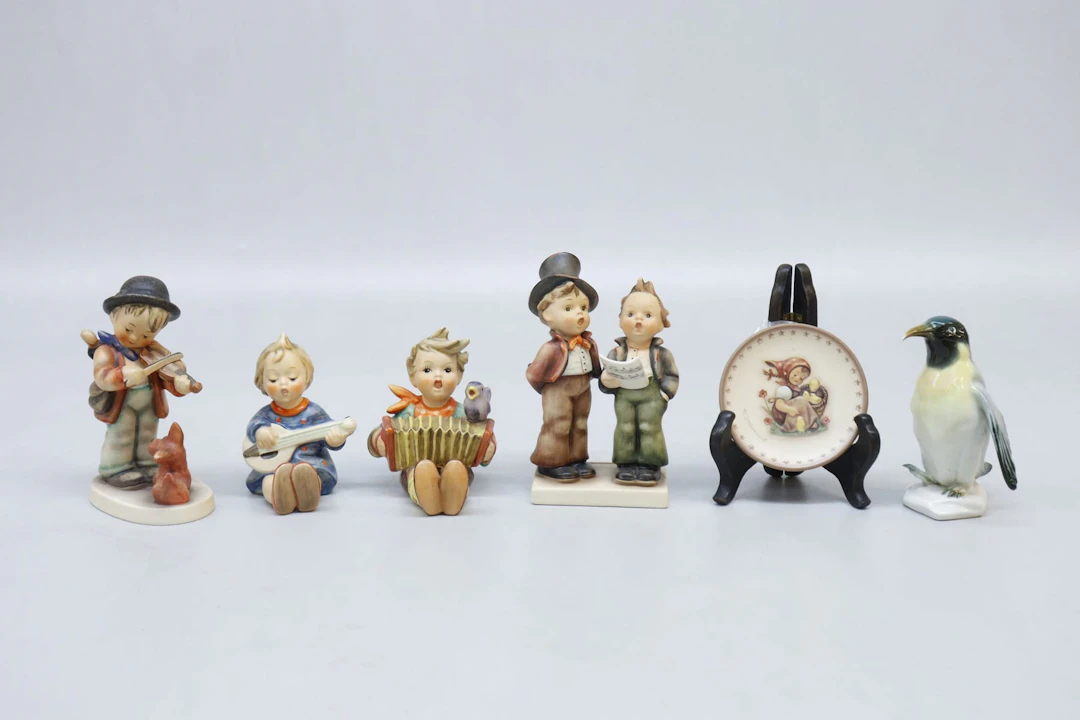 Figuriner, 6st, Hummel och Karl Ens