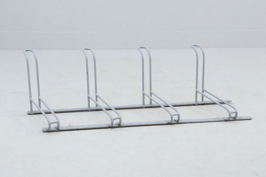 Cykelställ för 4 cyklar, järn