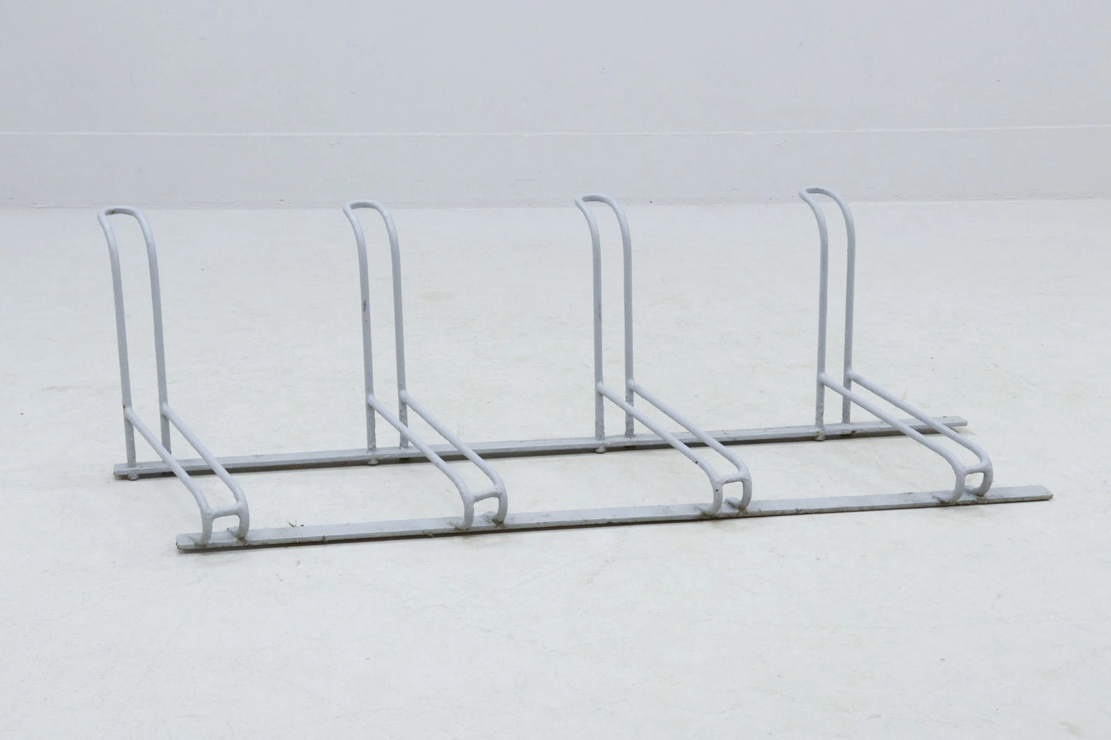 Cykelställ för 4 cyklar, järn