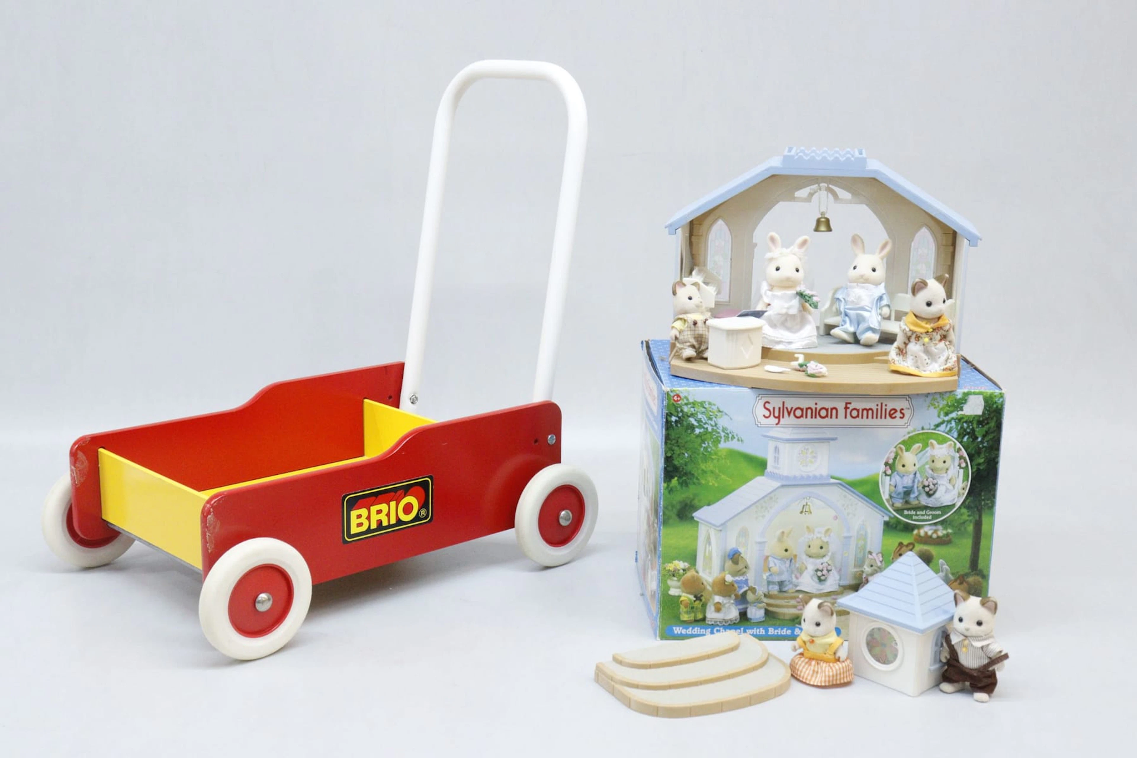 Lära gå-vagn, Brio, samt kaninhus