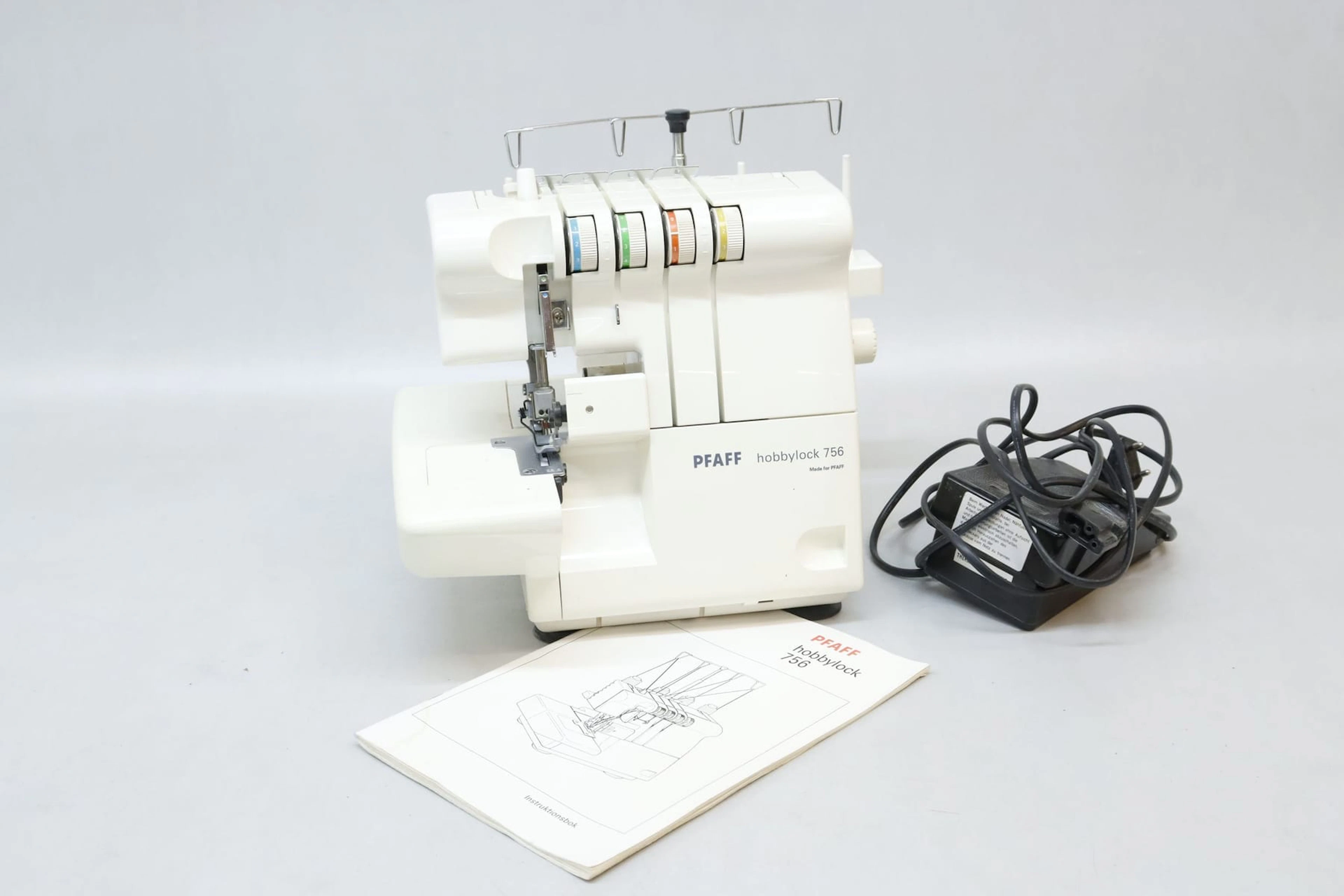 Overlockmaskin, Pfaff Hobbylock 756