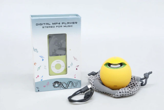 MP4-spelare och bluetoothhögtalare, Sony