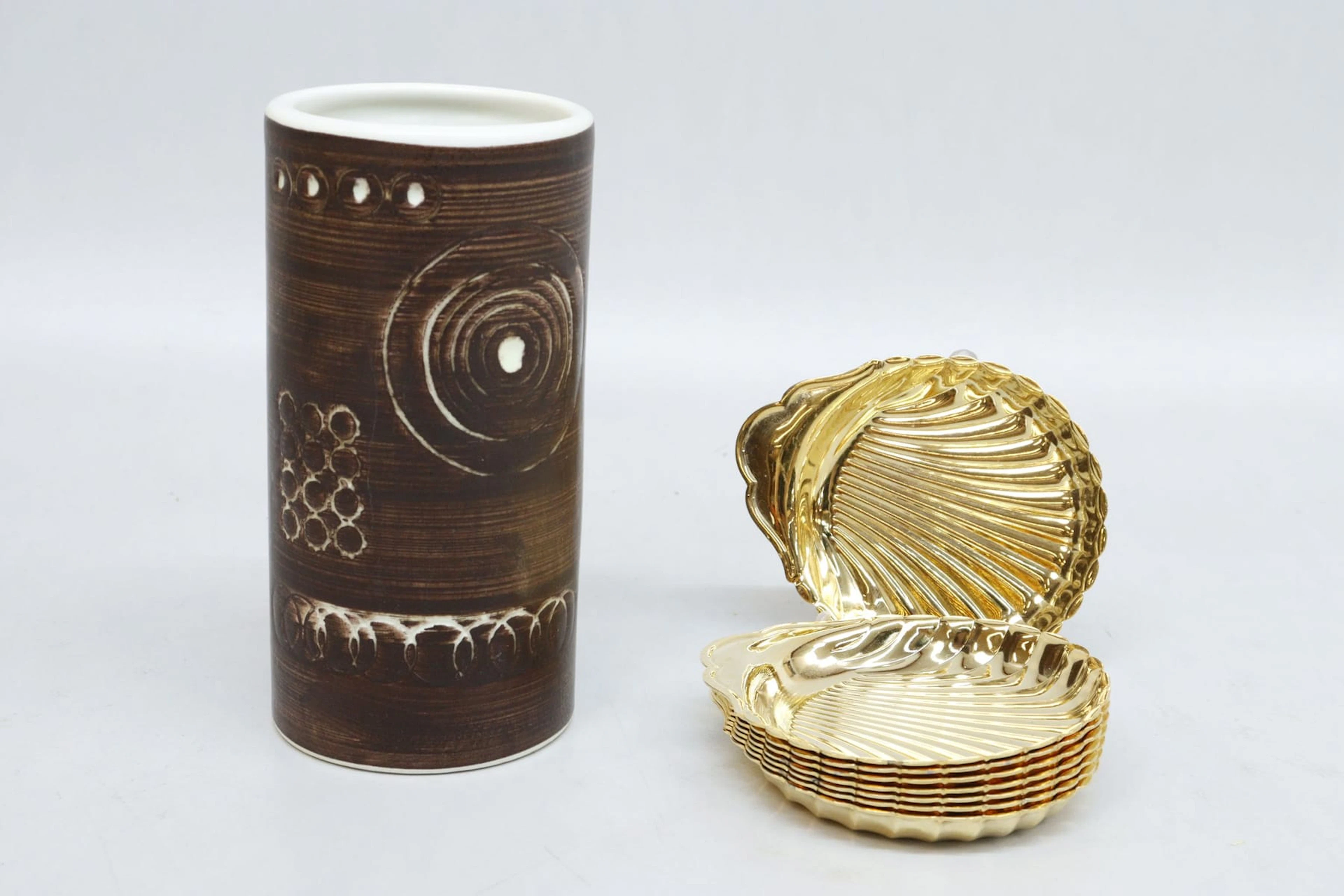Vas, "Sarek", Olle Alberius, Rörstrand, samt coasters, 8st