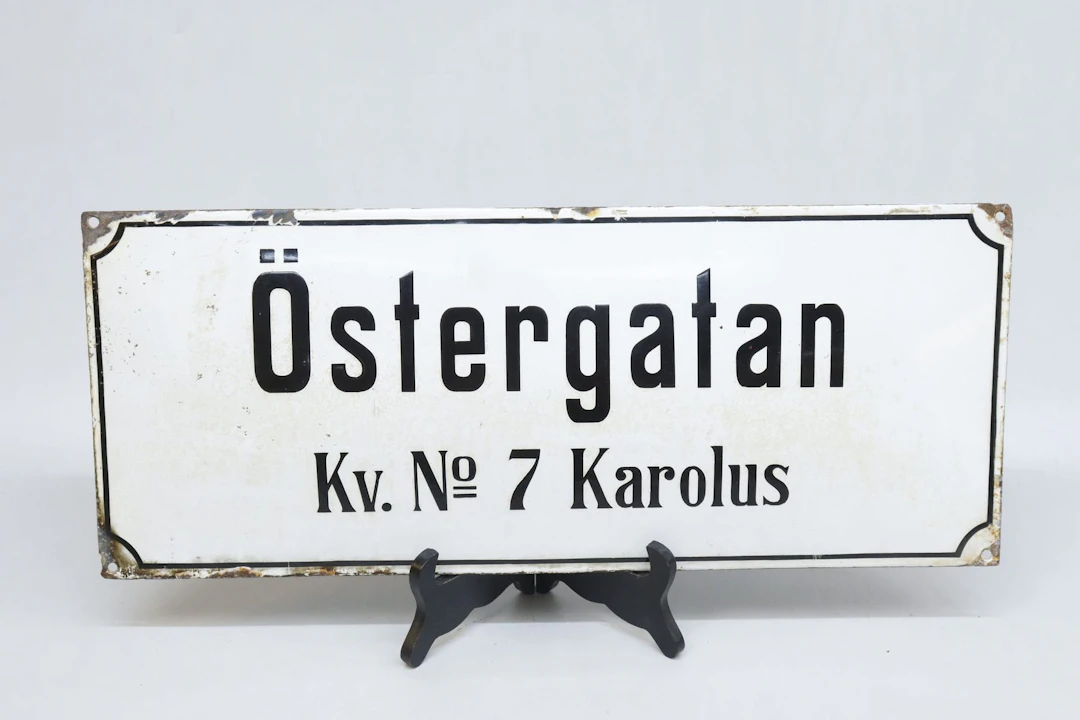 Gatuskylt, emaljerad, Östergatan