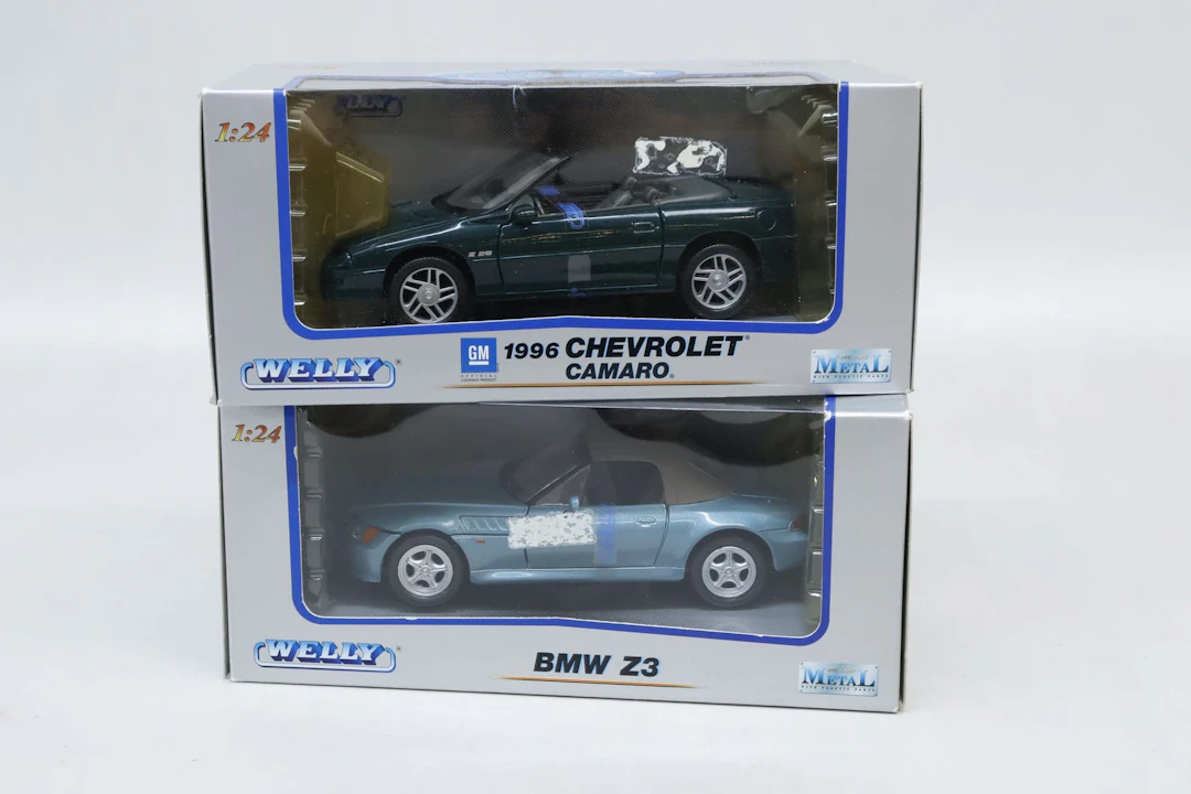 Samlarbilar, 2st, Camaro och BMW, Welly